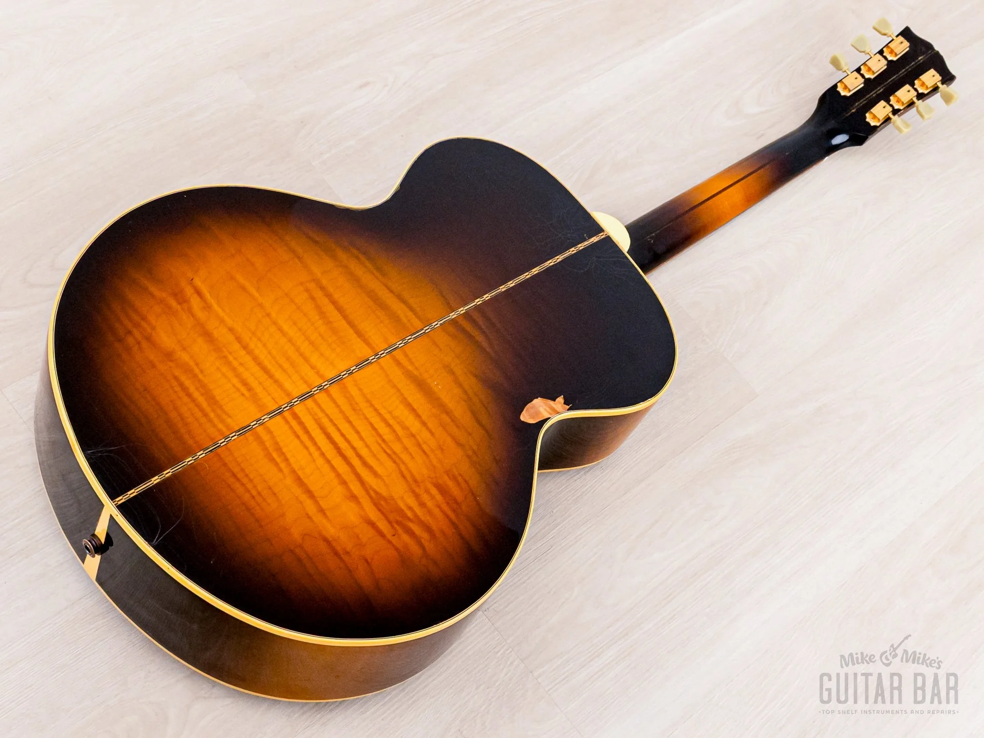 1992 Gibson J-200 Junior Jumbo Acoustic Guitar Vintage Sunburst w/ Case - Image 17