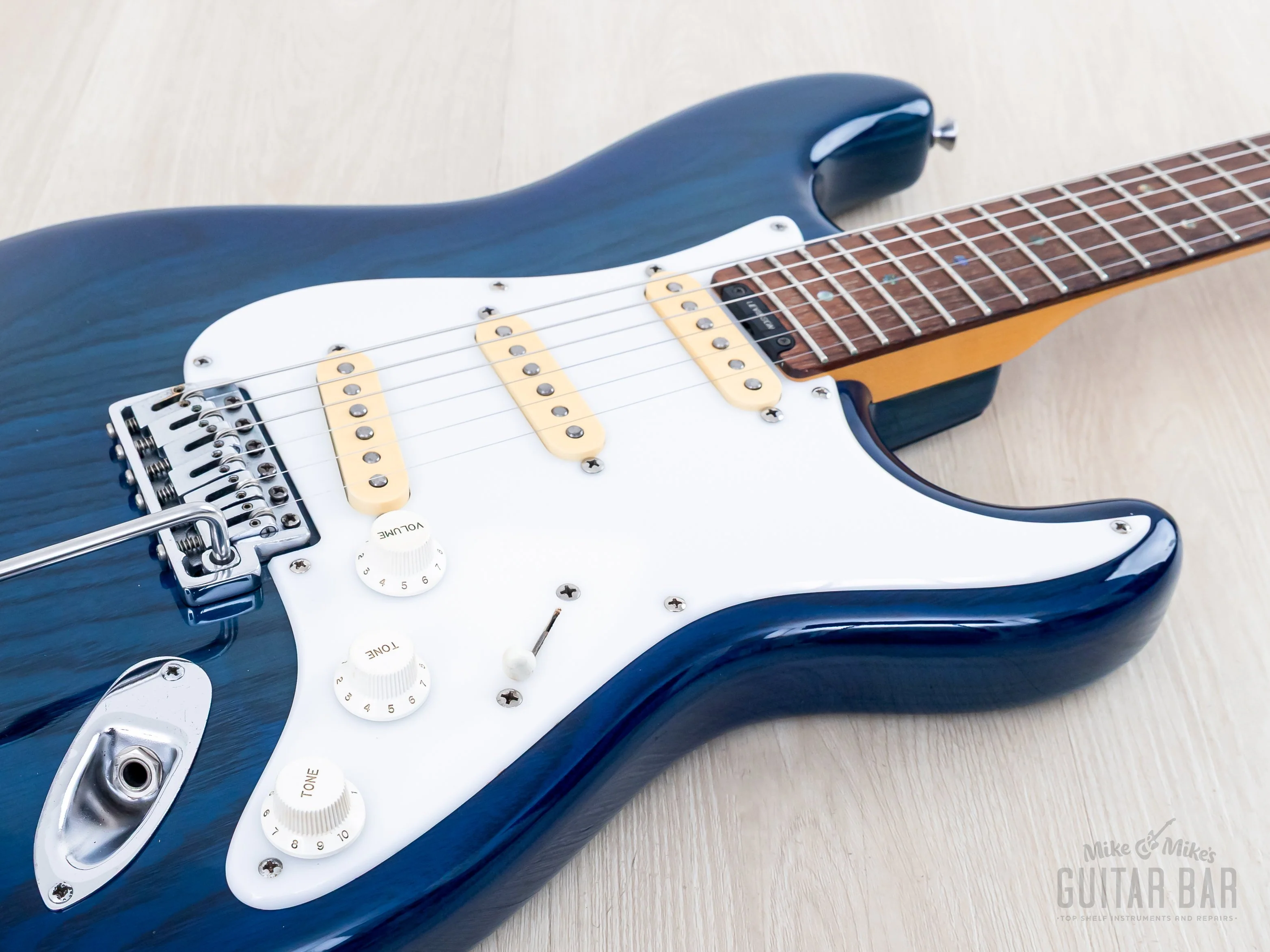 1992 Levinson Blade Texas Blue S-Style Guitar SSS Clear Blue, Japan - Image 6