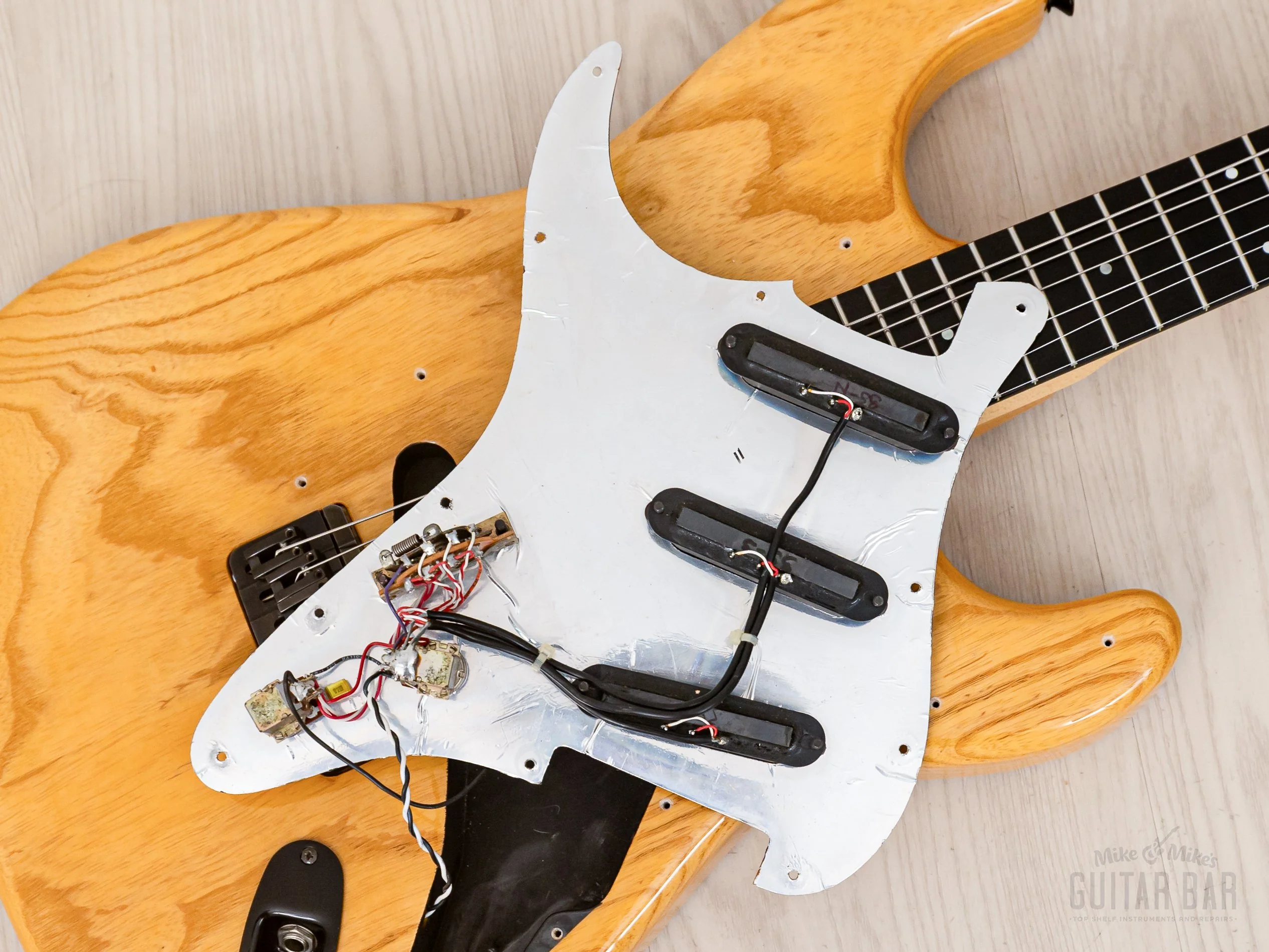 1992 PGM Moon ST-225B S-Style Superstrat Ash & Ebony w/ Lacquer Finish, Bartolini, Case & Tags - Image 18