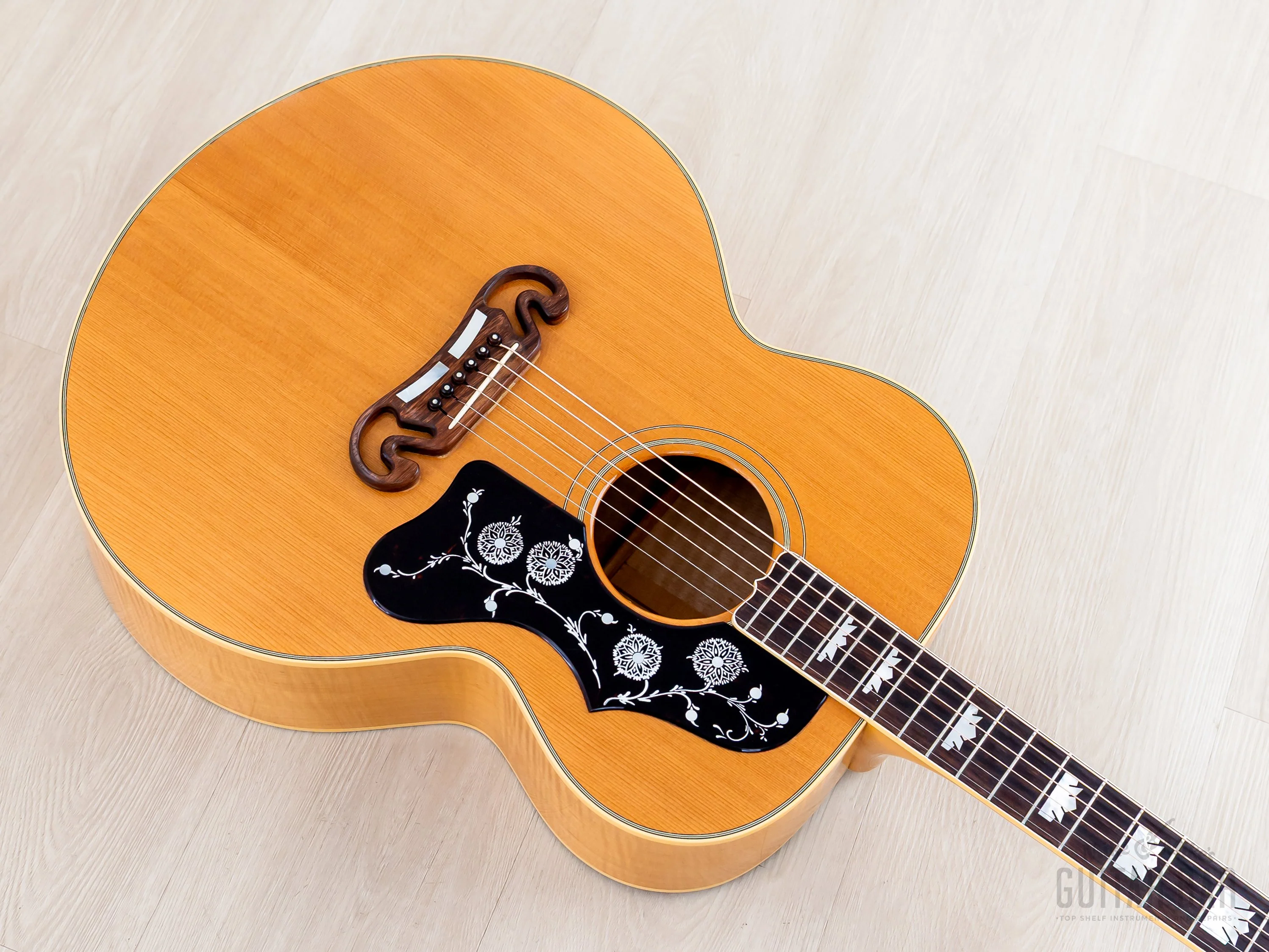 1993 Gibson J-200 Jumbo Guitar Antique Natural, Figured & Near-Mint w/ Case - Image 10