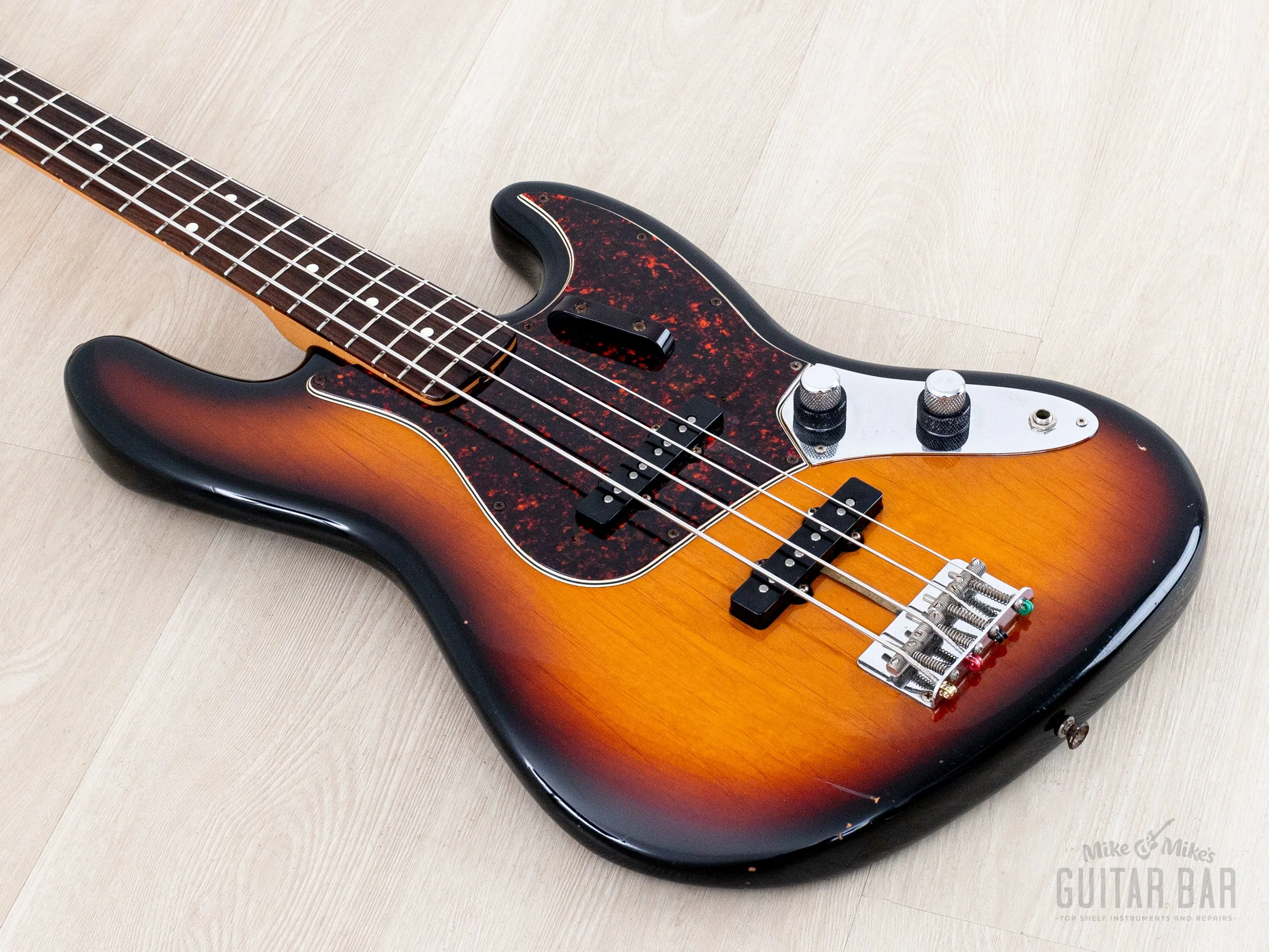 1994 Fender American Vintage ‘62 Jazz Bass Stack Knob Sunburst, 100% Original w/ Tweed Case - Image 10