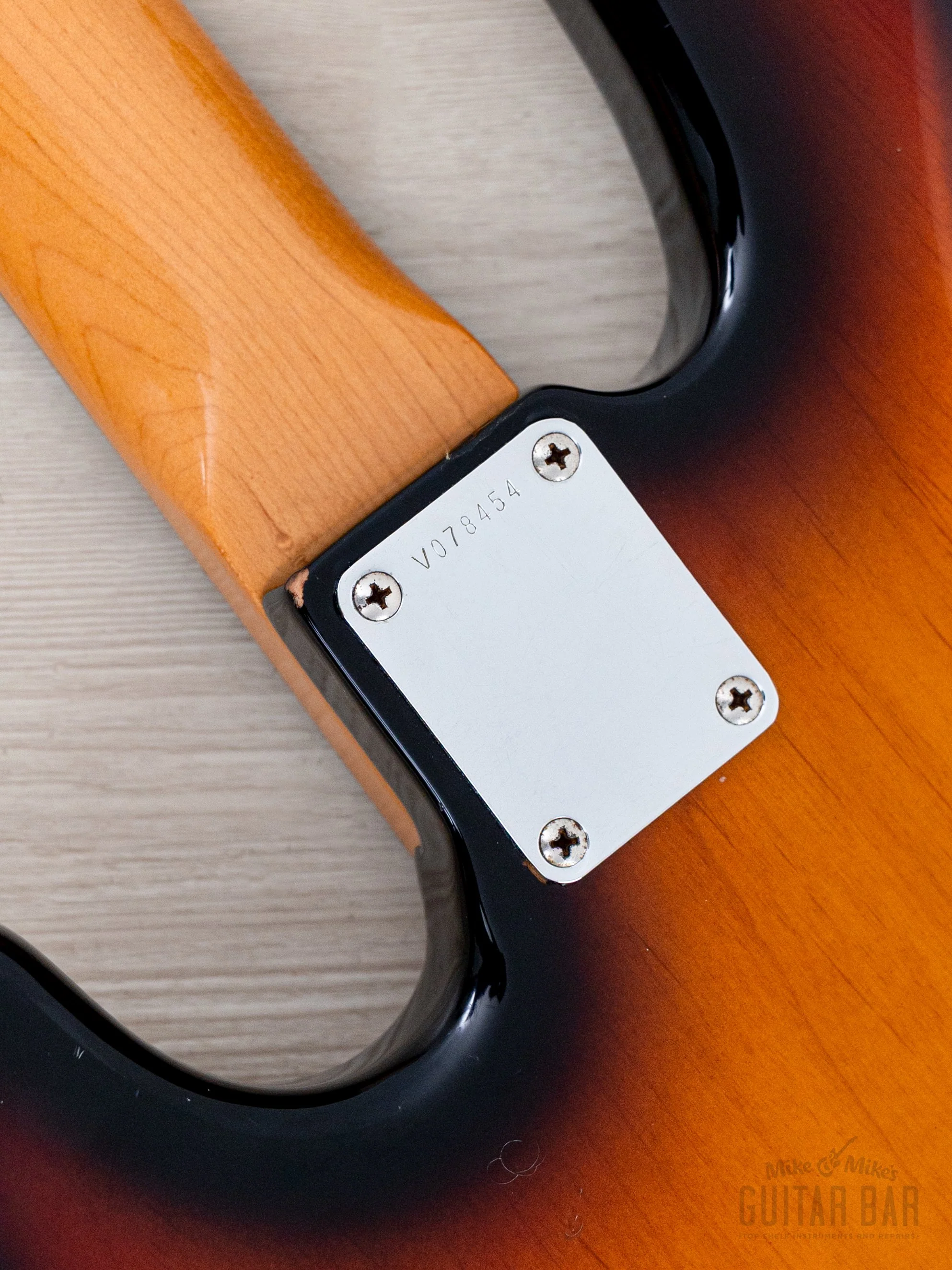 1994 Fender American Vintage ‘62 Jazz Bass Stack Knob Sunburst, 100% Original w/ Tweed Case - Image 16
