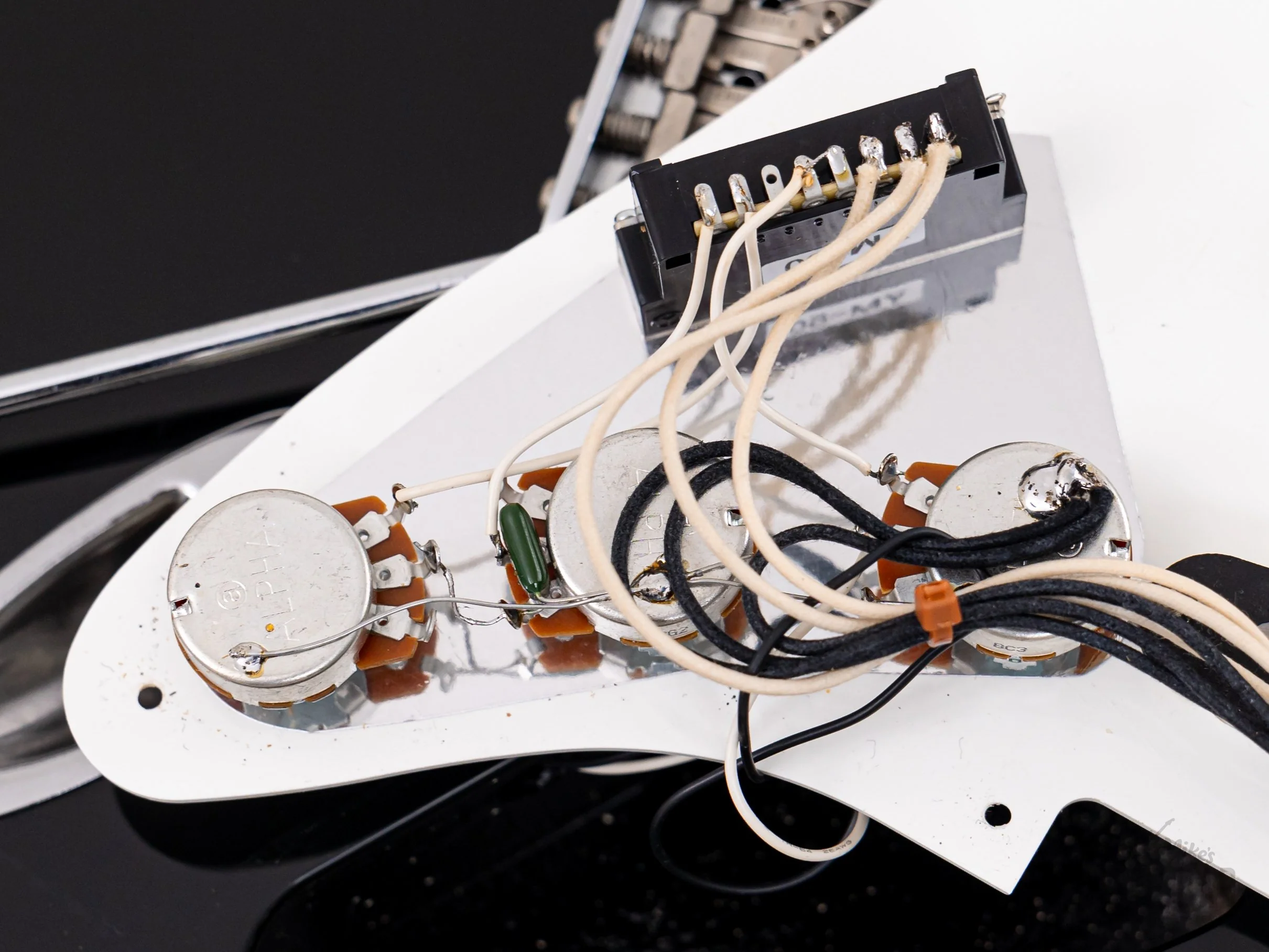 1994 Fender Stratocaster ‘57 Vintage Reissue 40th Anniversary ST57-65AS Foto Flame Black, Japan MIJ - Image 19