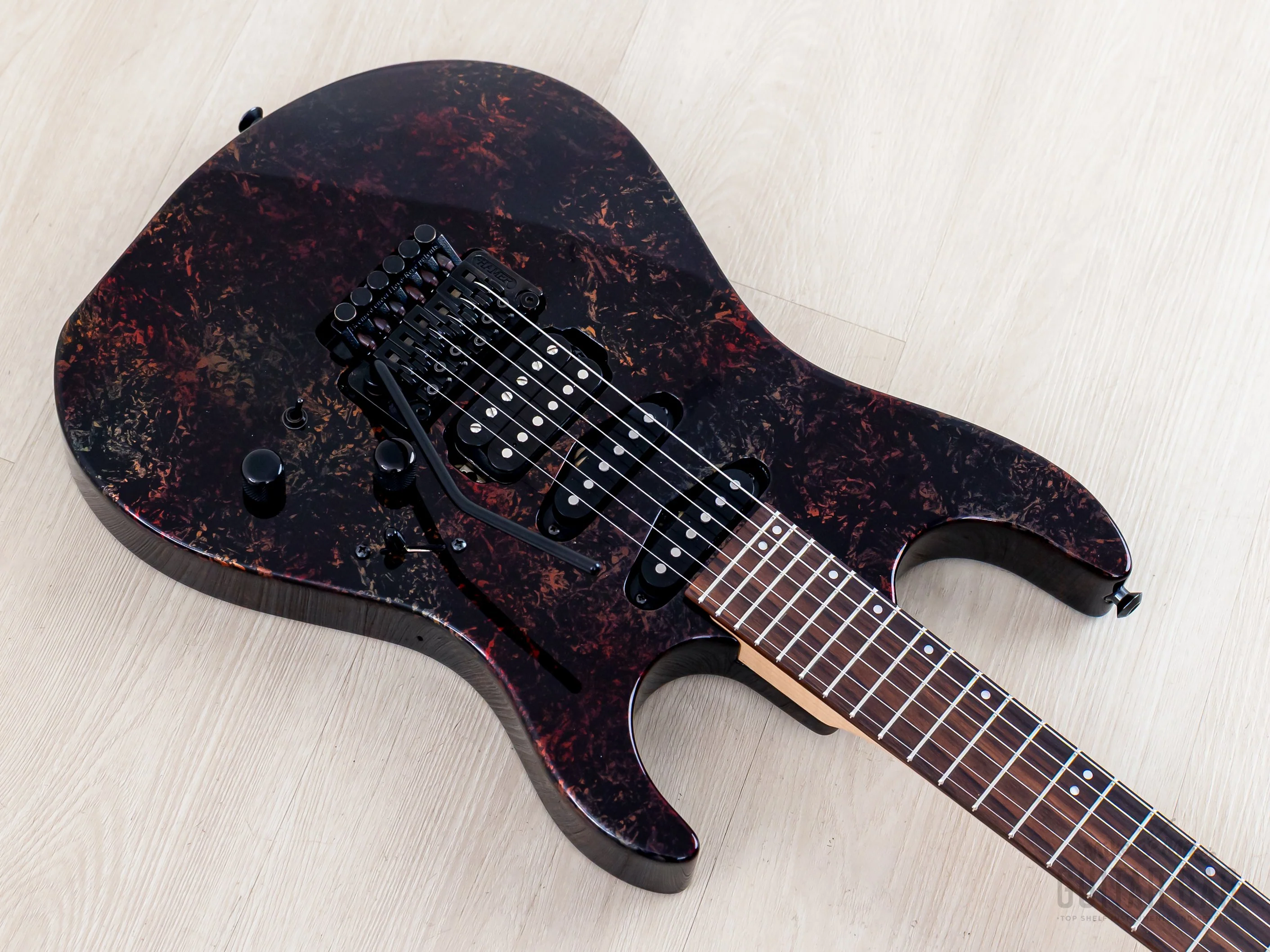 1994 Hamer USA Centaura GCTS-JR-2 Iridescent Swirl HSS Superstrat, Near-Mint w/ Case - Image 9