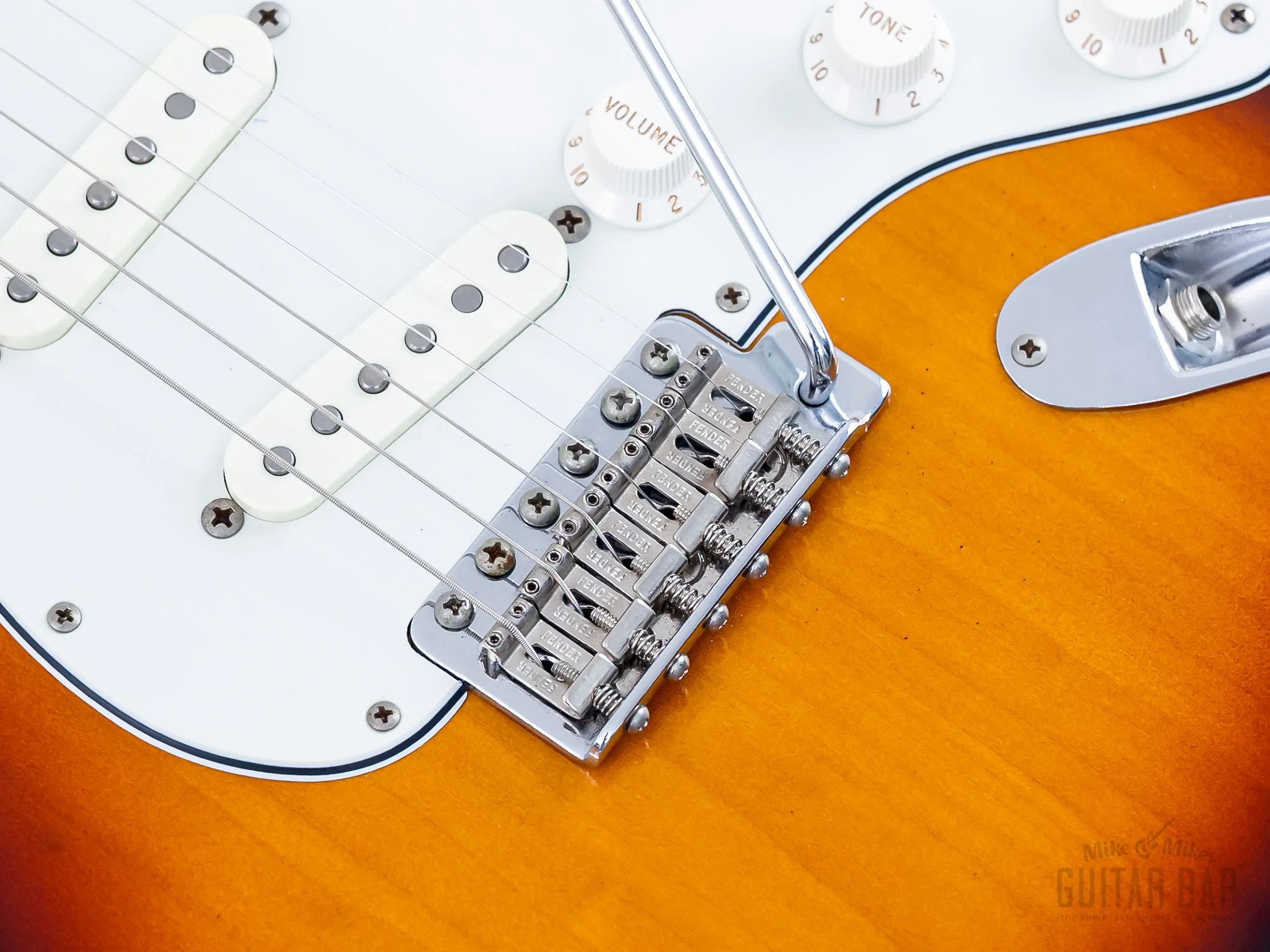 1995 Fender Stratocaster '67 Vintage Reissue ST67-95 Sunburst w/ Lindy Fralin, Obsidian Harness & Case, Japan MIJ Fujigen - Image 8