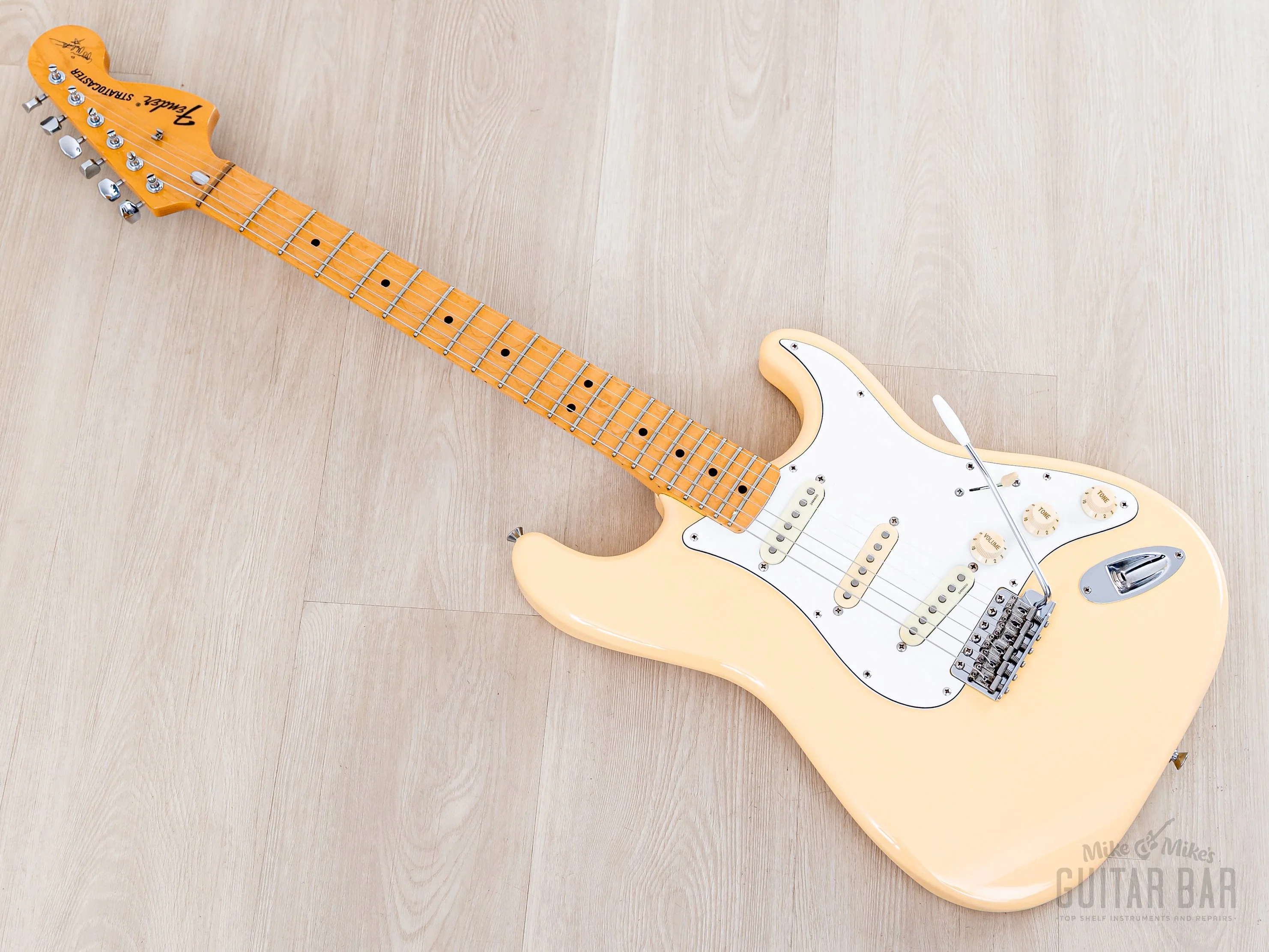 1996 Fender Custom Edition Yngwie Malmsteen Stratocaster ST72-140YM Yellow White w/ Dimarzio, Case & Hangtag, Japan MIJ - Image 13