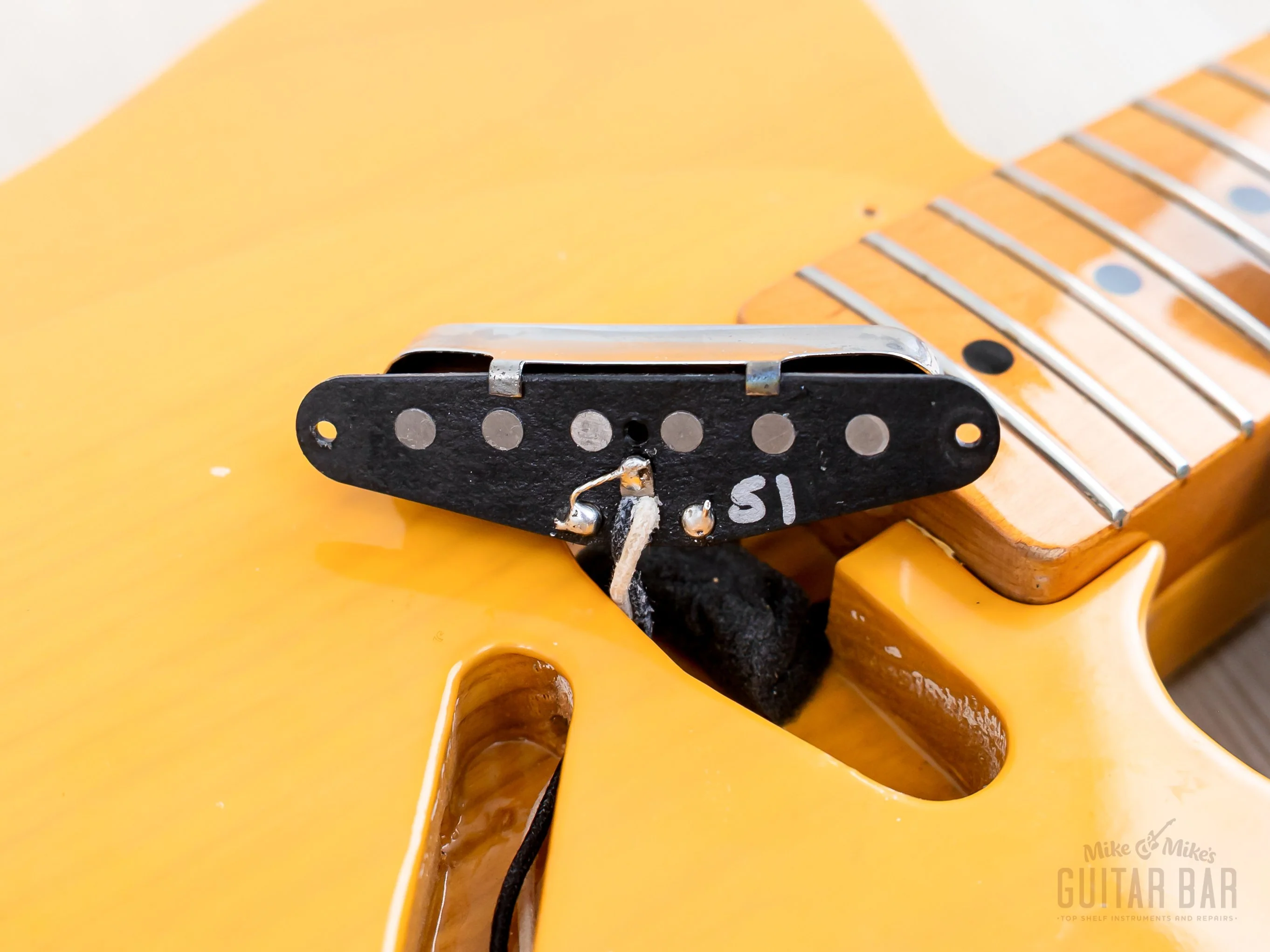 1994 Fender American Vintage '52 Telecaster Butterscotch, Near-Mint w/ Tweed Case, Hangtags & Custom Shop '51 Nocaster Pickups - Image 19