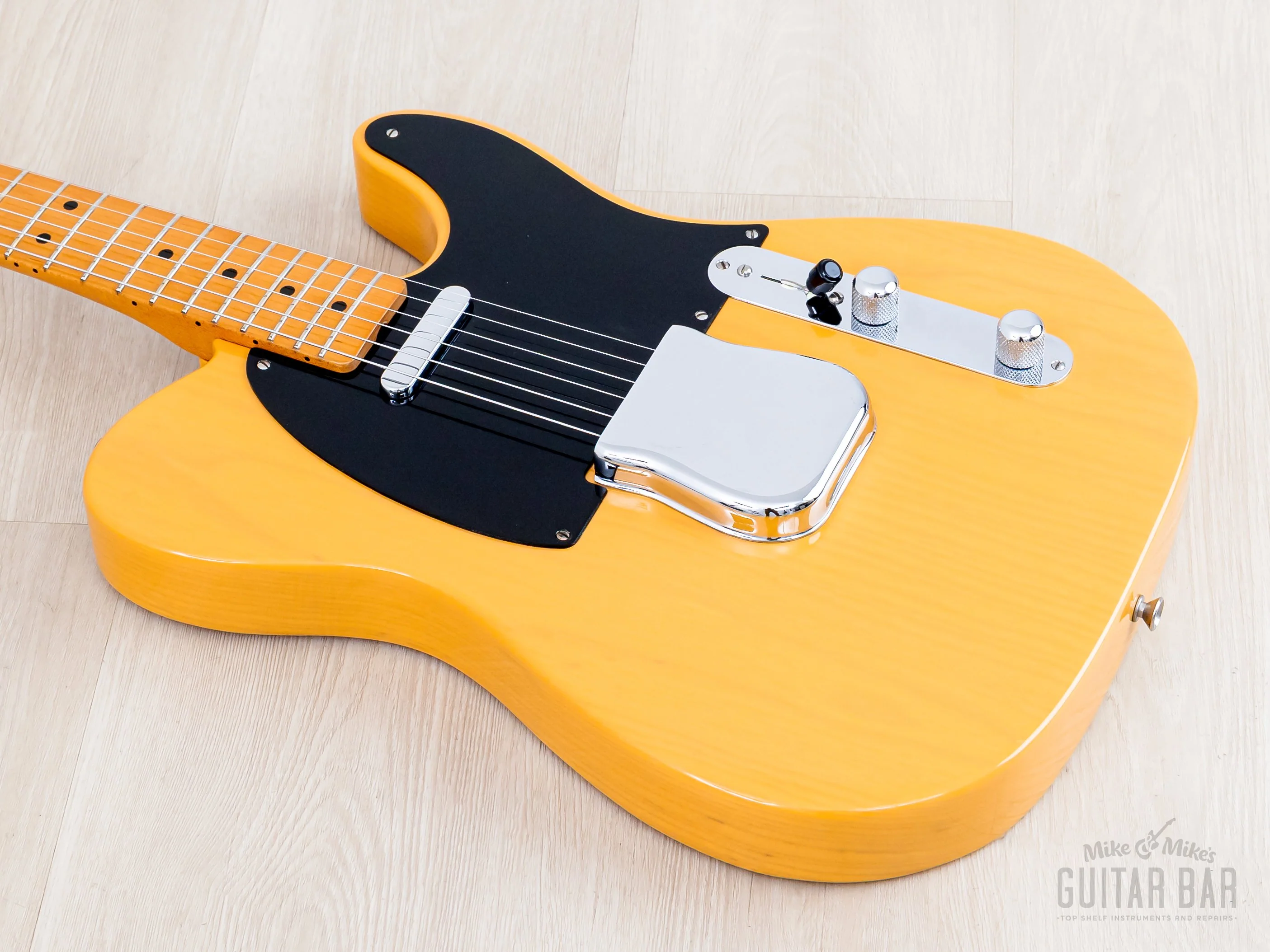 1994 Fender American Vintage '52 Telecaster Butterscotch, Near-Mint w/ Tweed Case, Hangtags & Custom Shop '51 Nocaster Pickups - Image 9