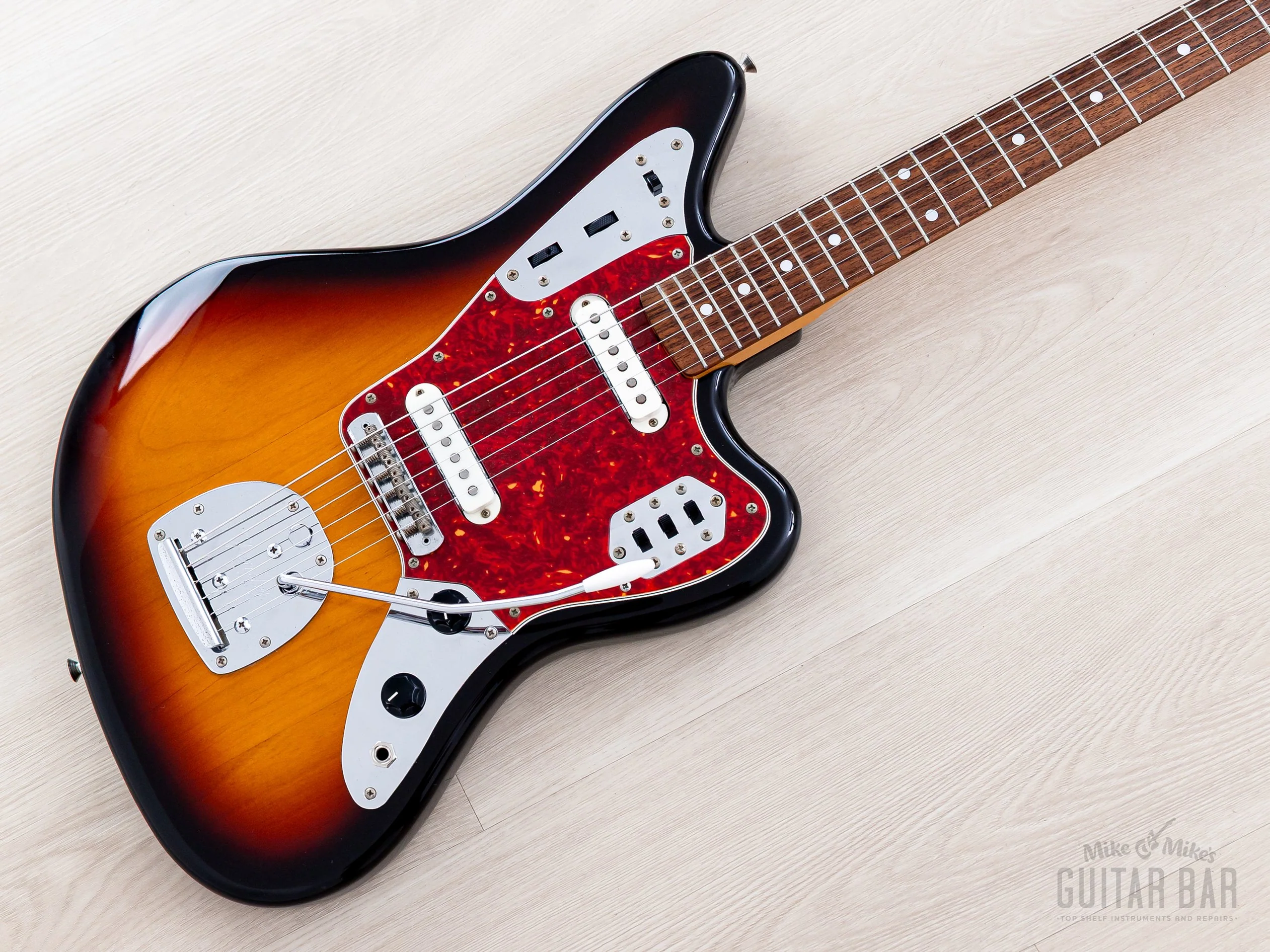 1999 Fender Jaguar ‘62 Vintage Reissue JG66-85 Sunburst, Near-Mint w/ Case, Japan CIJ