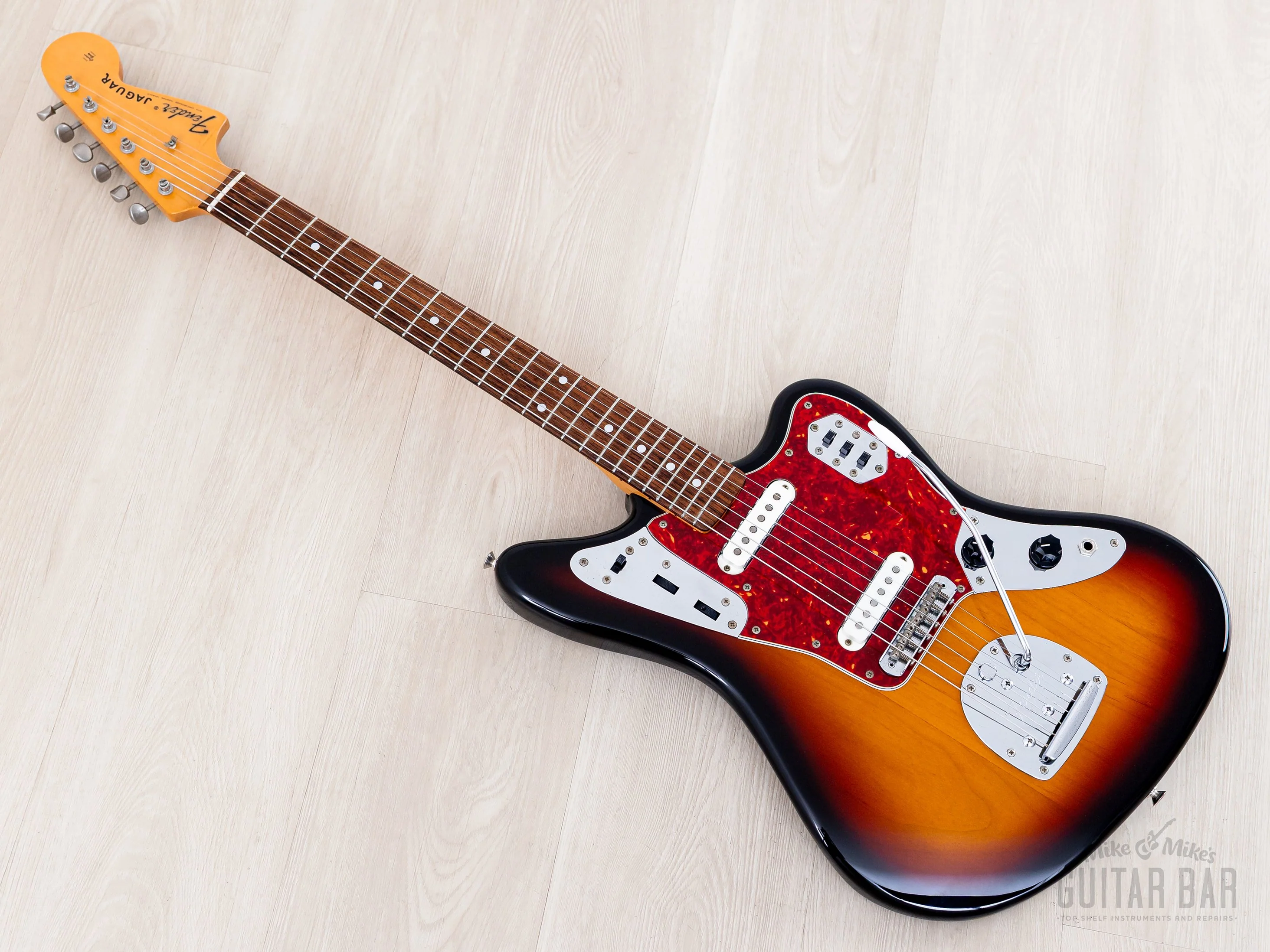 1999 Fender Jaguar ‘62 Vintage Reissue JG66-85 Sunburst, Near-Mint w/ Case, Japan CIJ - Image 11