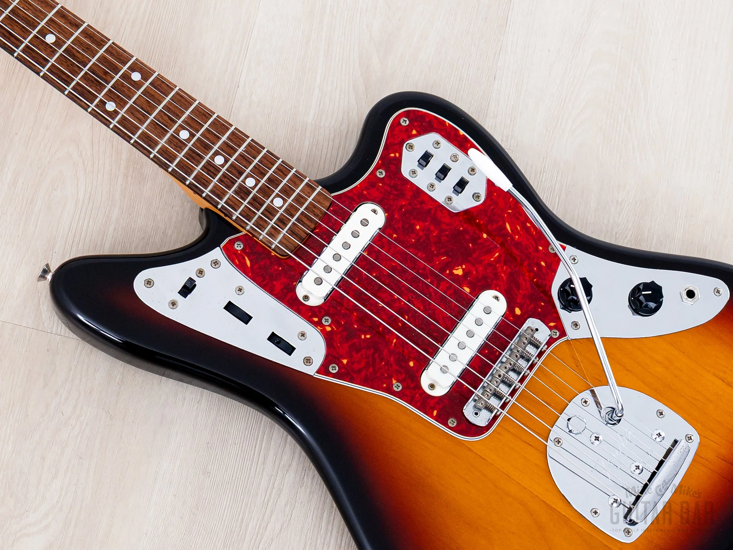 1999 Fender Jaguar ‘62 Vintage Reissue JG66-85 Sunburst, Near-Mint w/ Case, Japan CIJ - Image 7