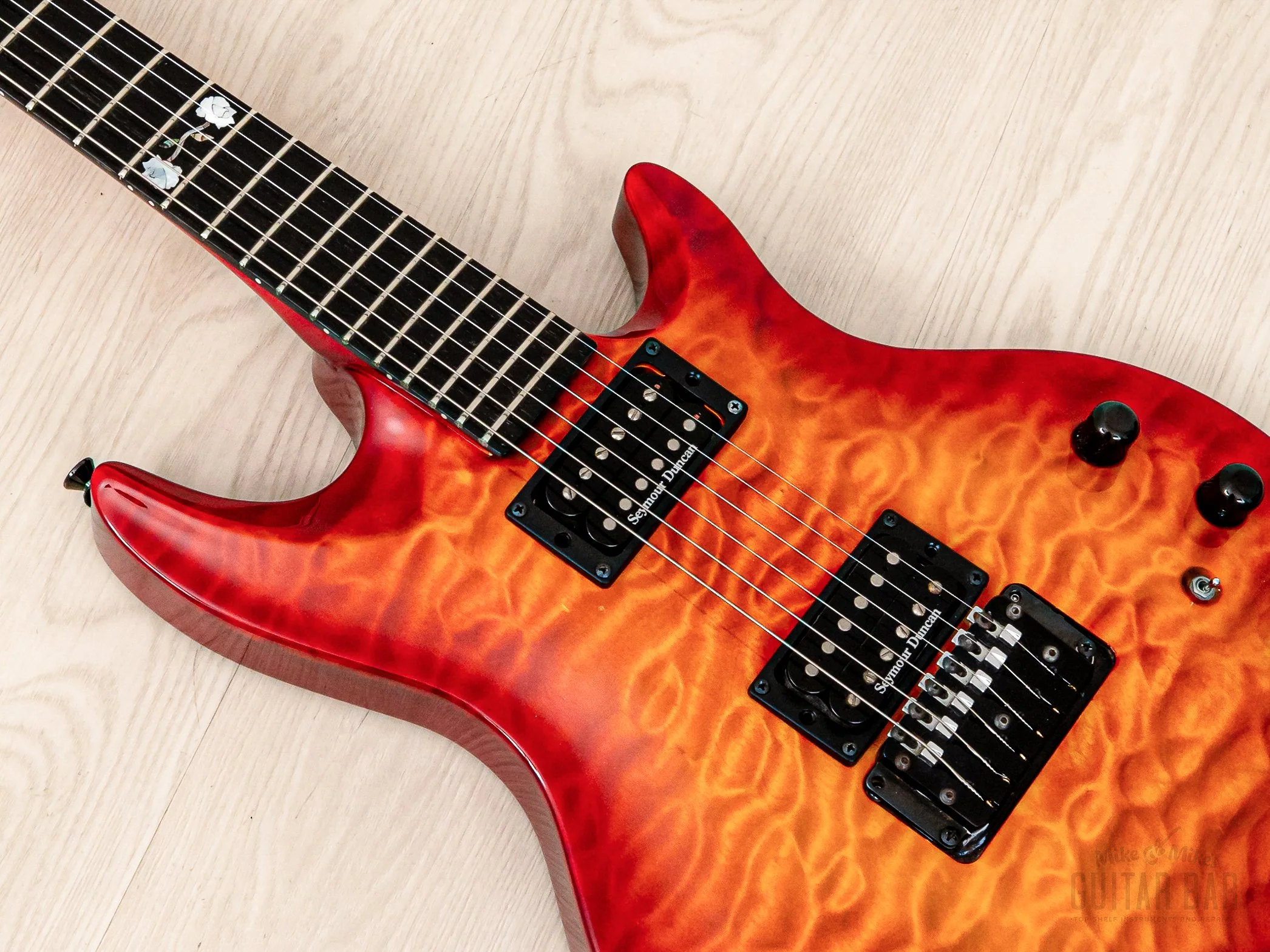 2000 Dave Bunker MVP Quilt Top Cherry Sunburst, 100% Original w/ Case - Image 7