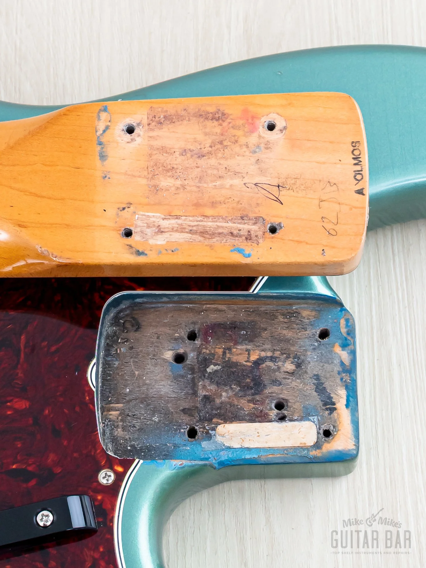 2000 Fender American Vintage '62 Jazz Bass Lake Placid Blue w/ Tweed Case - Image 18