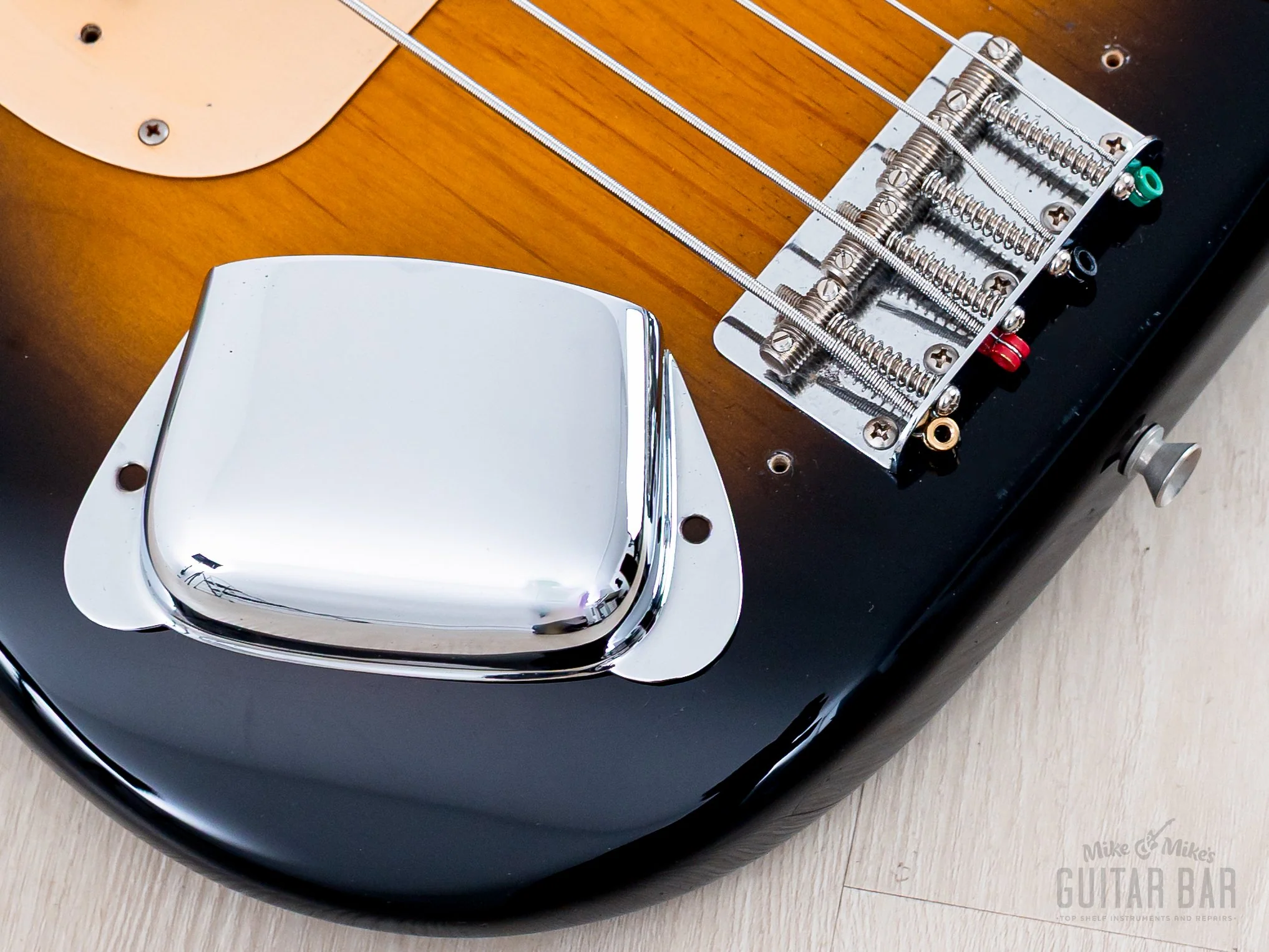 2000 Fender Precision Bass '57 Vintage Reissue PB57-70US Suburst Gold Guard w/ USA Pickup, Japan CIJ - Image 8
