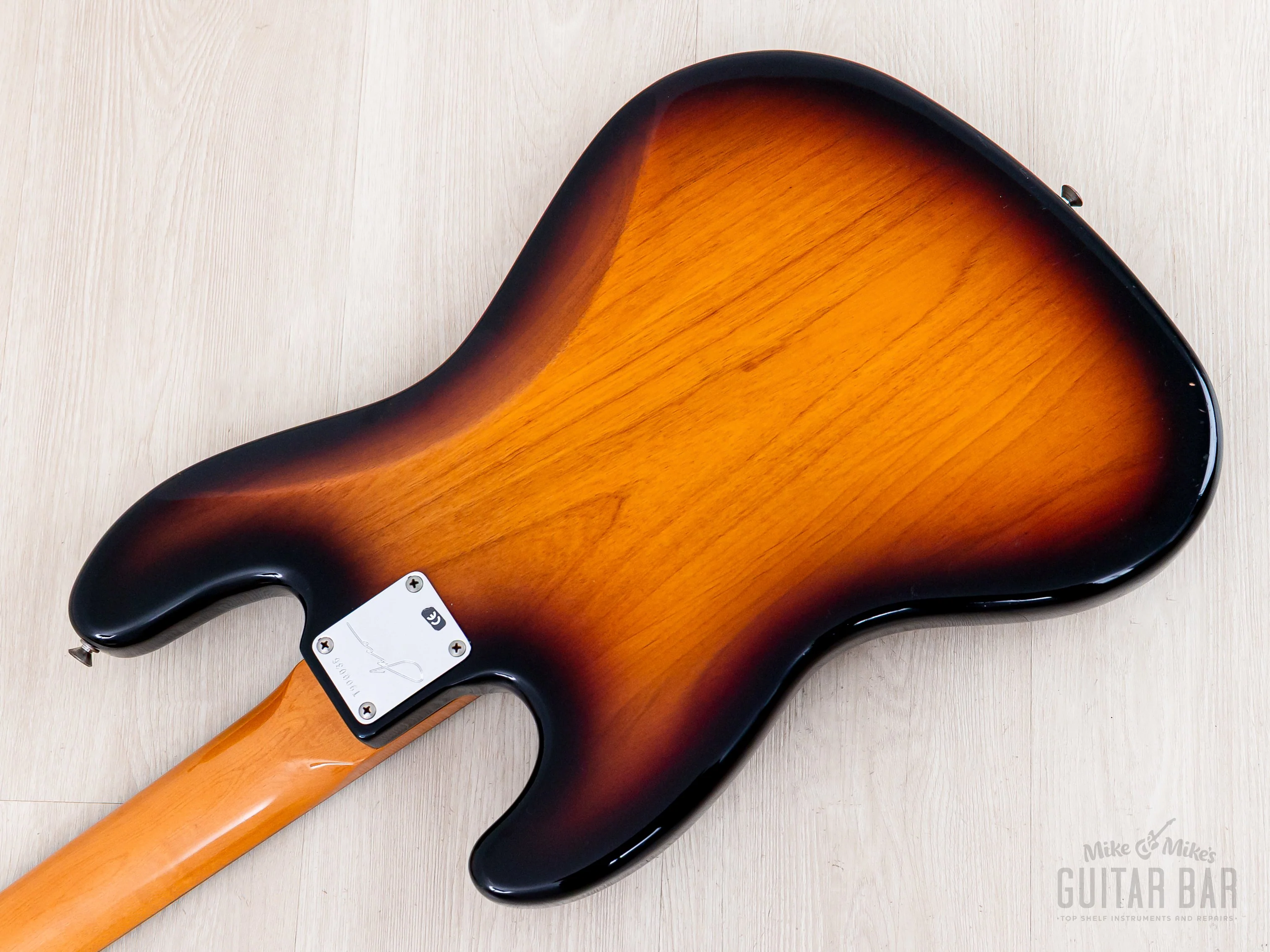 2000 Fender USA Artist Series Jaco Pastorius Fretless Jazz Bass Sunburst w/ Case - Image 15