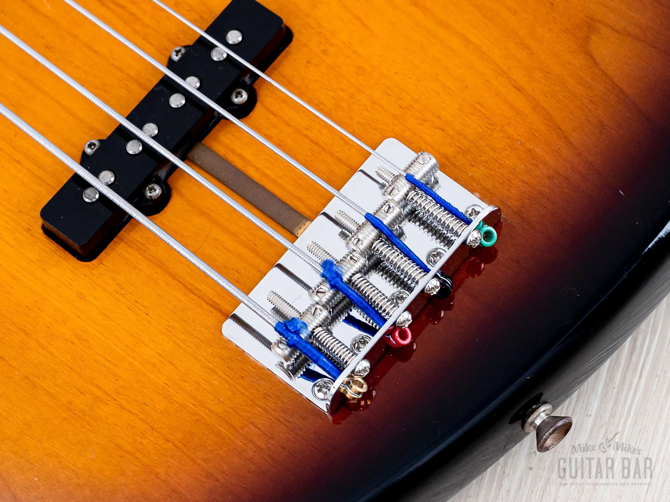 2000 Fender USA Artist Series Jaco Pastorius Fretless Jazz Bass Sunburst w/ Case - Image 8