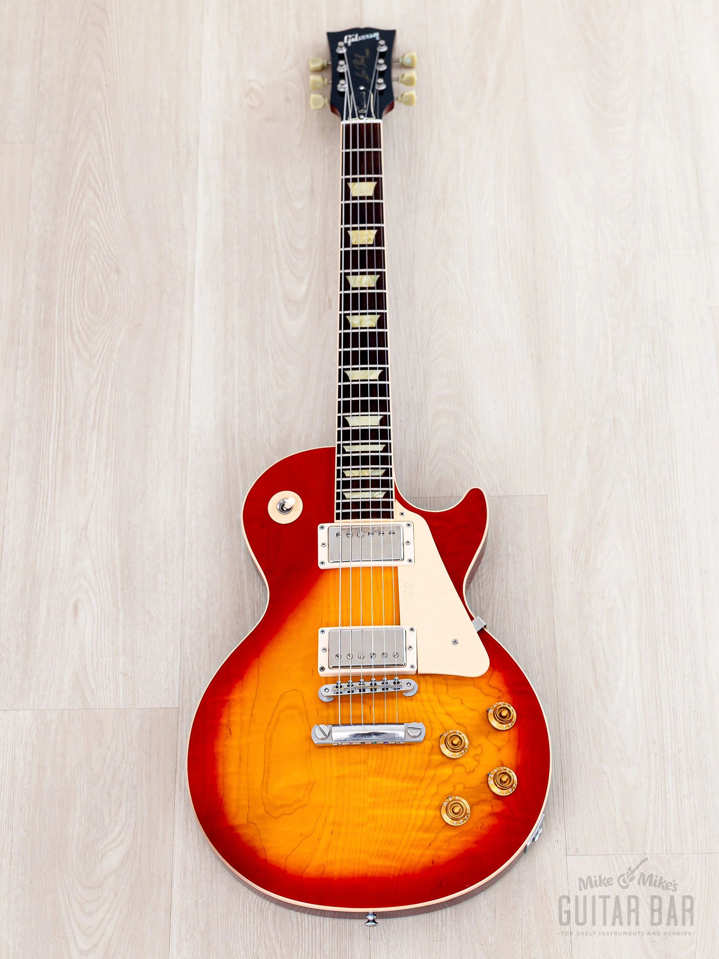 2000 Gibson Les Paul Classic Plus Heritage Cherry Sunburst w/ Case, Hangtags - Image 2
