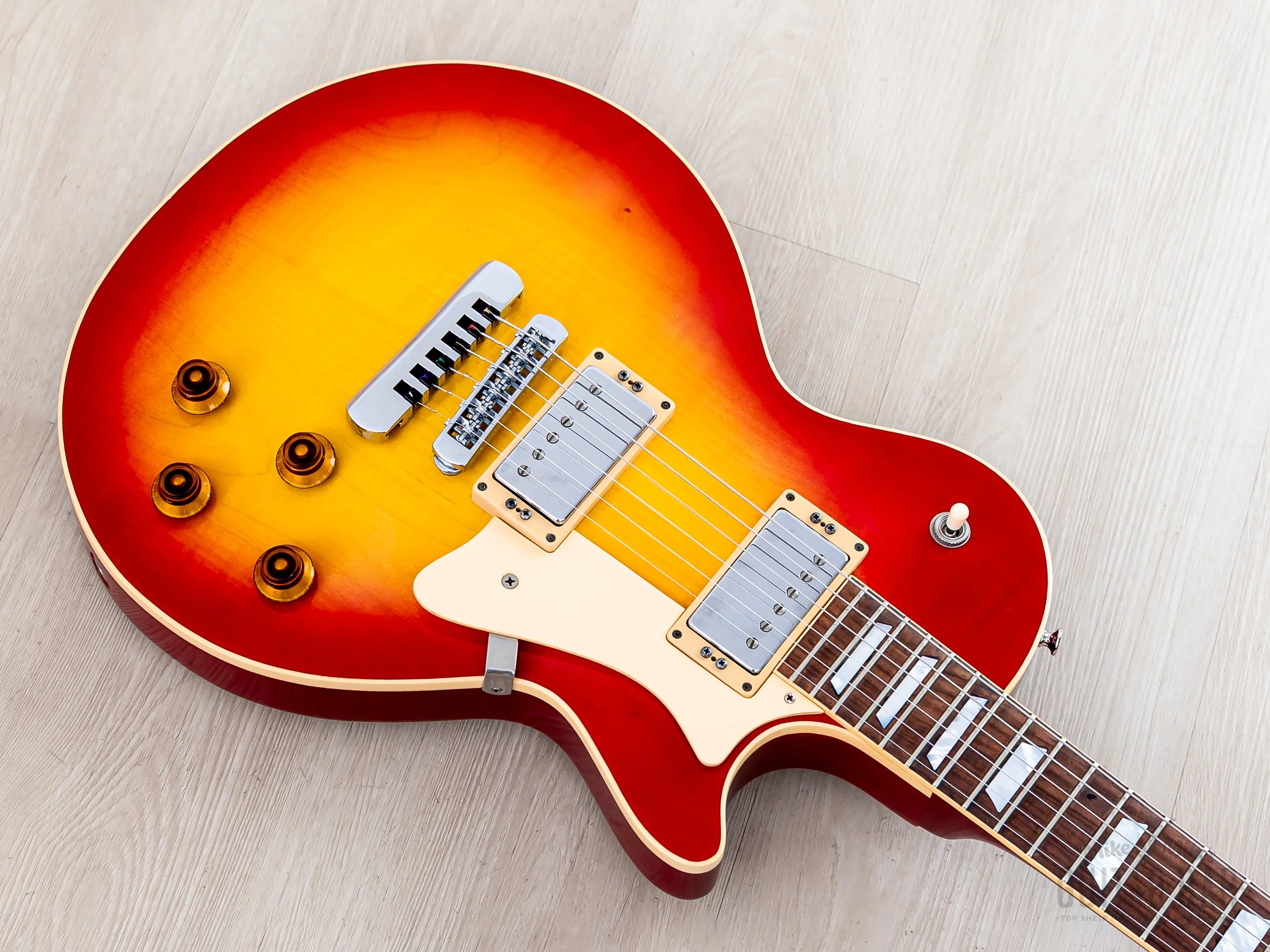 2000 Heritage H-150 Electric Guitar Antique Cherry Burst w/ Case - Image 9