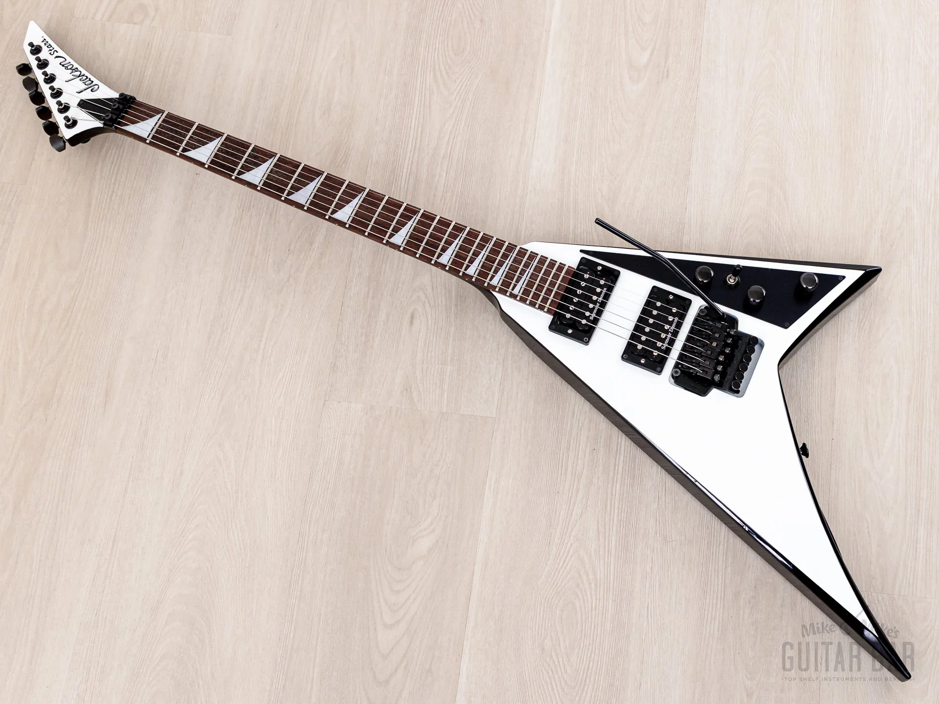2000 Jackson Stars Randy Rhoads RR-J2 White Neck Through Flying V w/ Seymour Duncan - Image 12