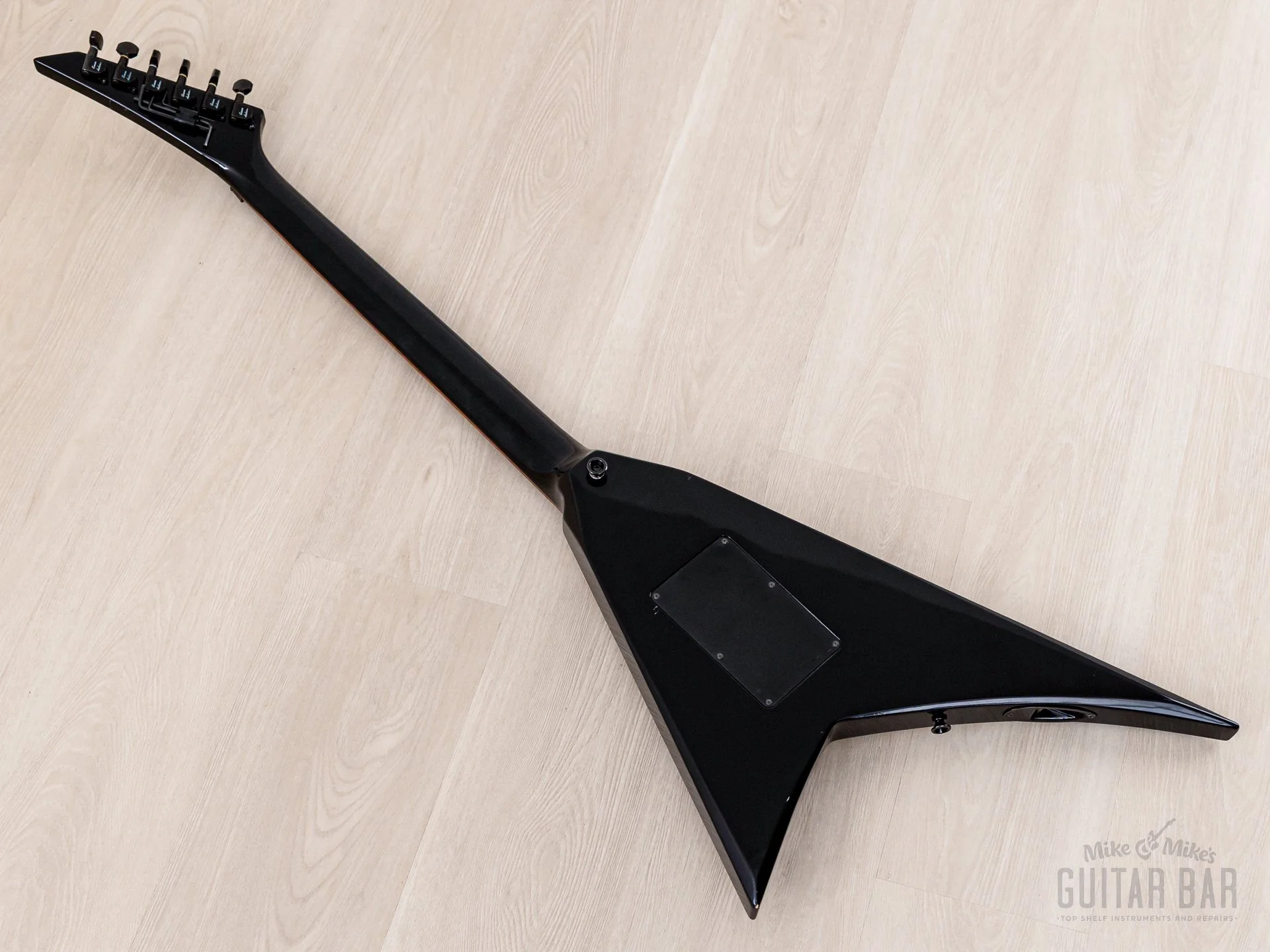 2000 Jackson Stars Randy Rhoads RR-J2 White Neck Through Flying V w/ Seymour Duncan - Image 13