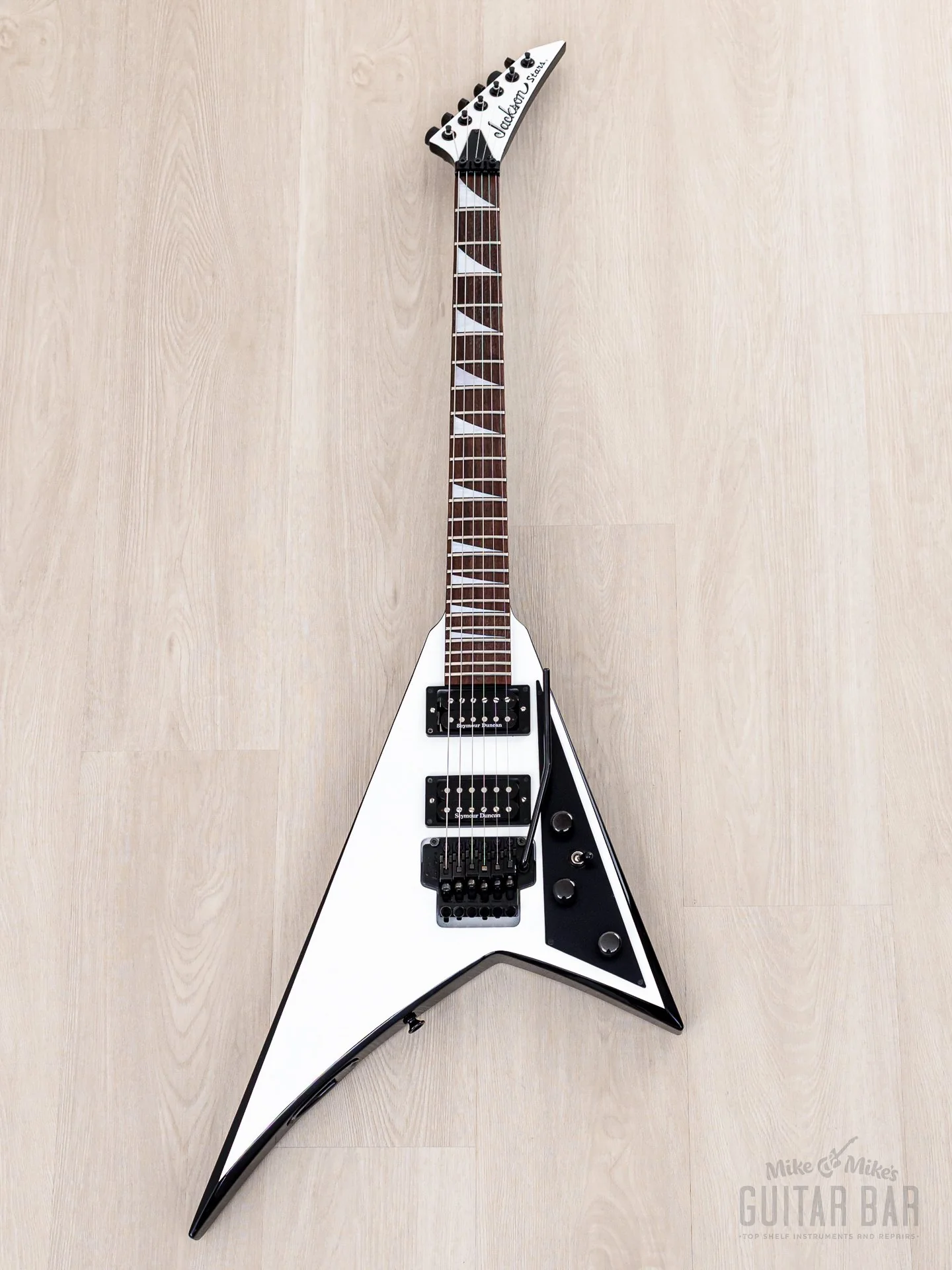 2000 Jackson Stars Randy Rhoads RR-J2 White Neck Through Flying V w/ Seymour Duncan - Image 2