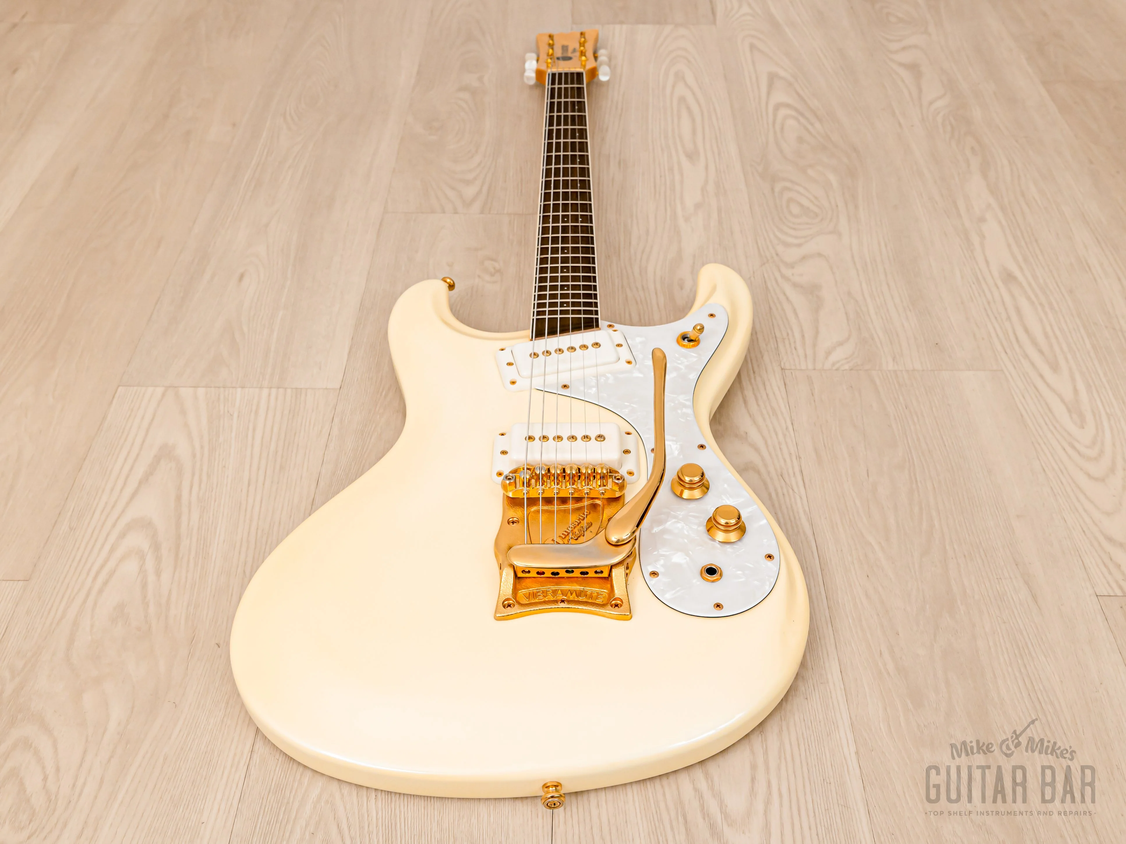 2000s Mosrite Ventures Model Super Custom '65 Pearl White w/ Gold Hardware, Vibramute & Case, Japan Kurokumo - Image 11