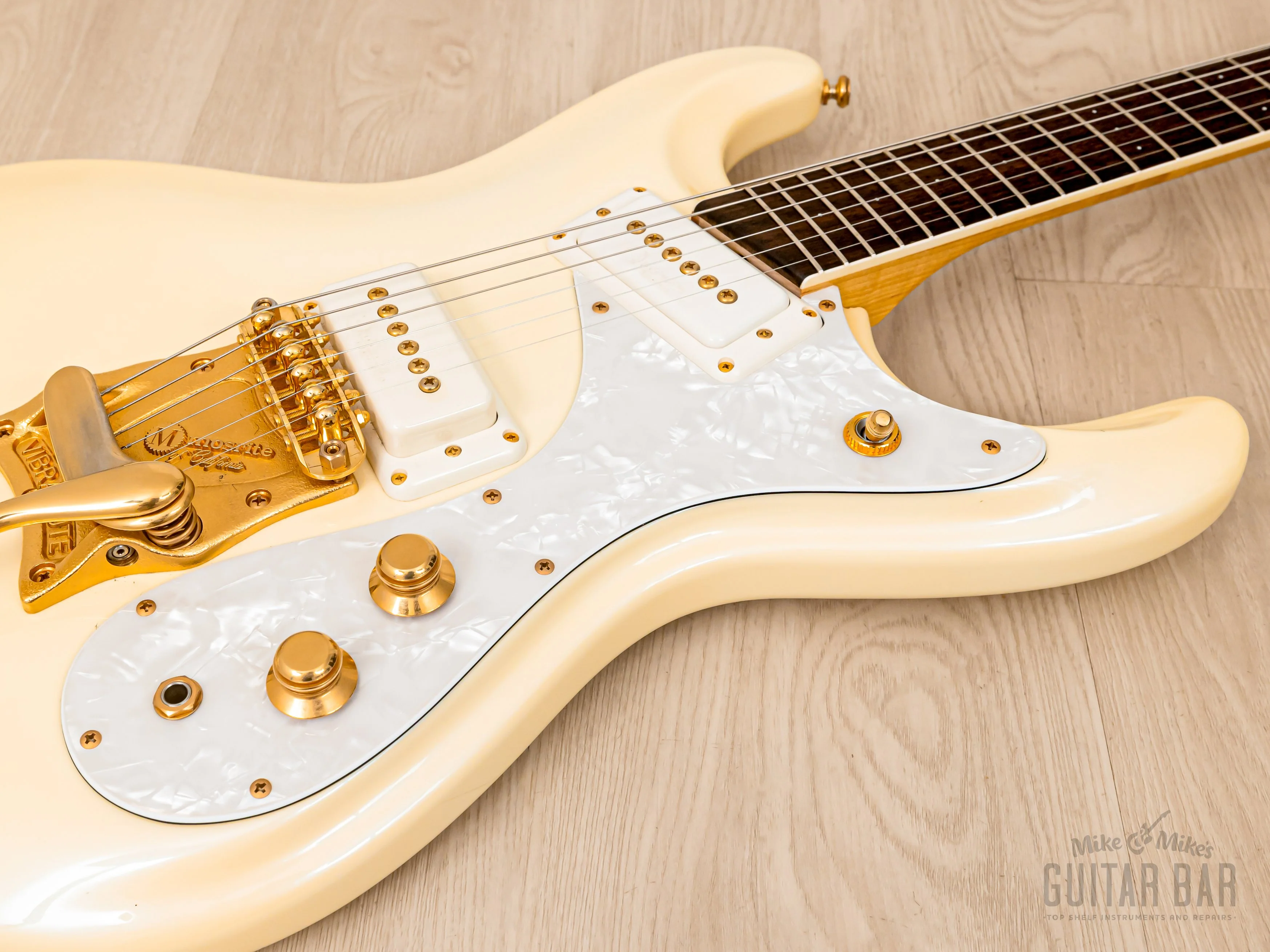 2000s Mosrite Ventures Model Super Custom '65 Pearl White w/ Gold Hardware, Vibramute & Case, Japan Kurokumo - Image 6
