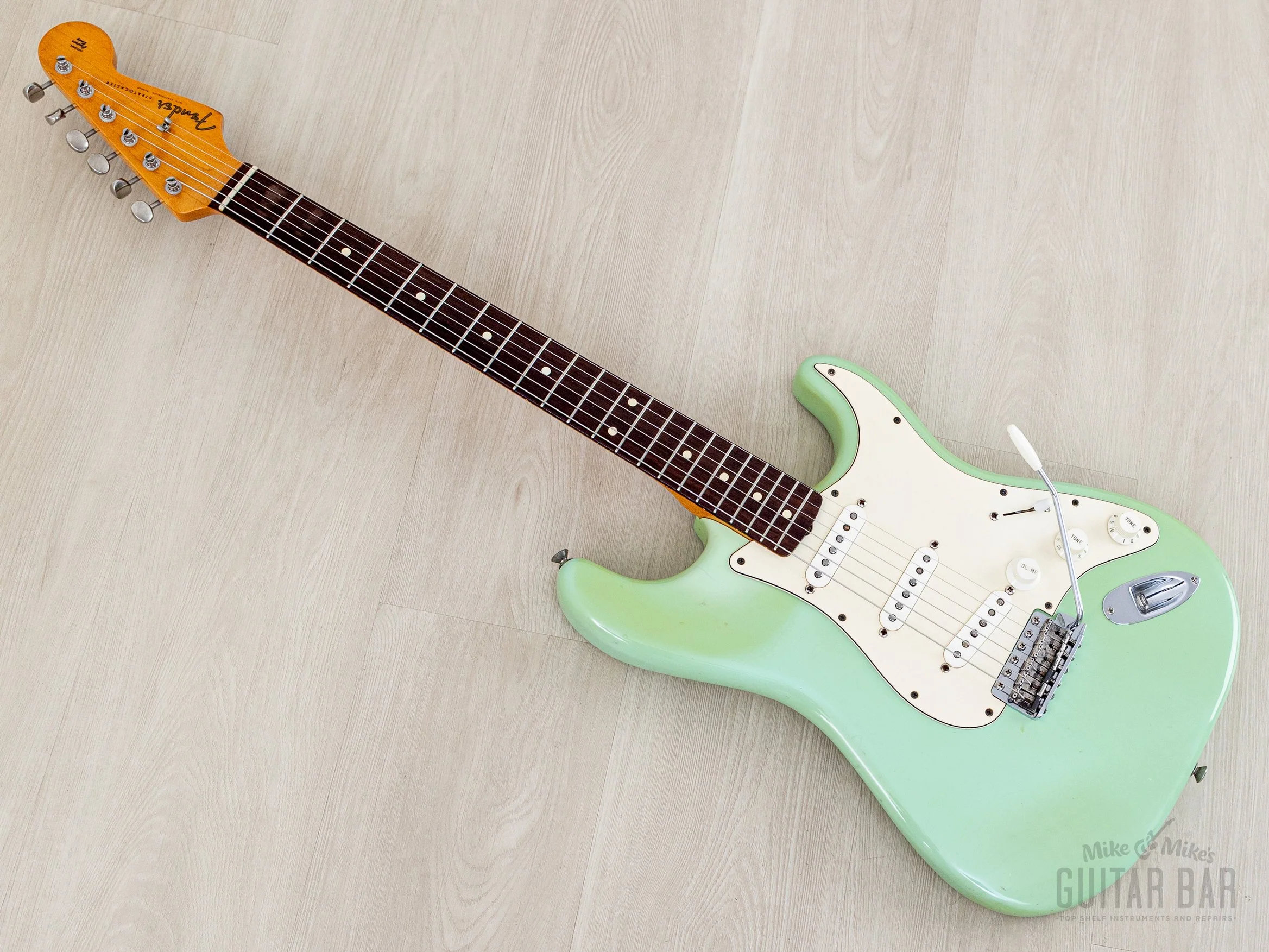 2001 Fender American Vintage '62 Stratocaster Surf Green w/ Tweed Case - Image 12