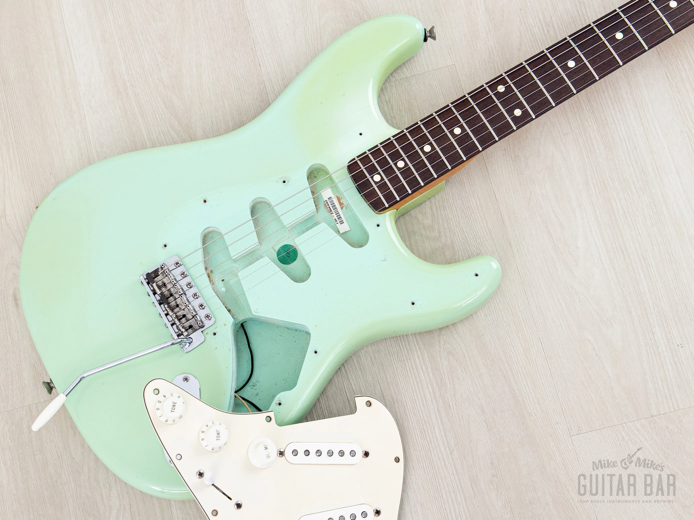 2001 Fender American Vintage '62 Stratocaster Surf Green w/ Tweed Case - Image 23