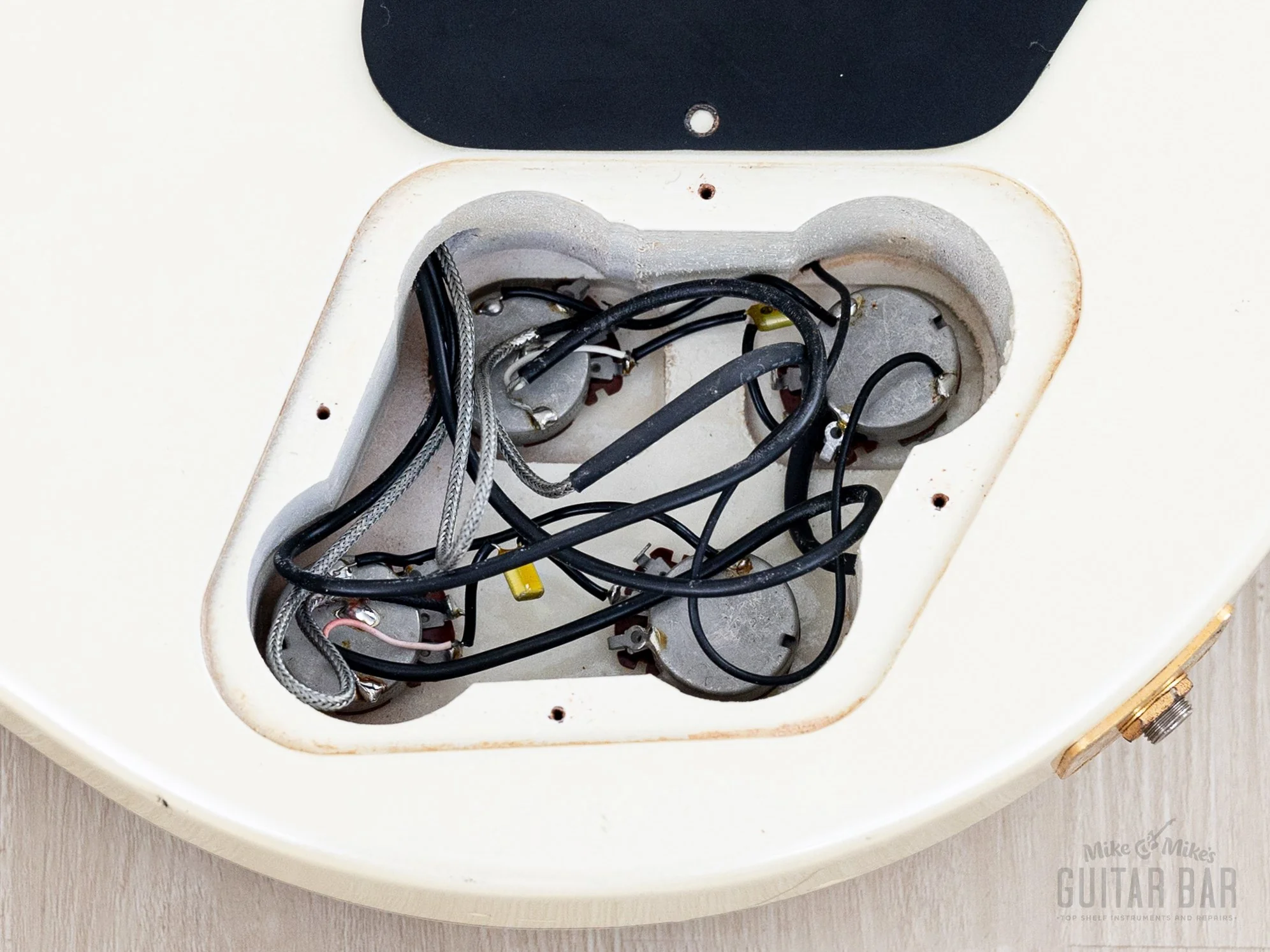 2002 Greco LGB-90 Full Scale LP Custom Bass Pearl White, Japan Fujigen - Image 16