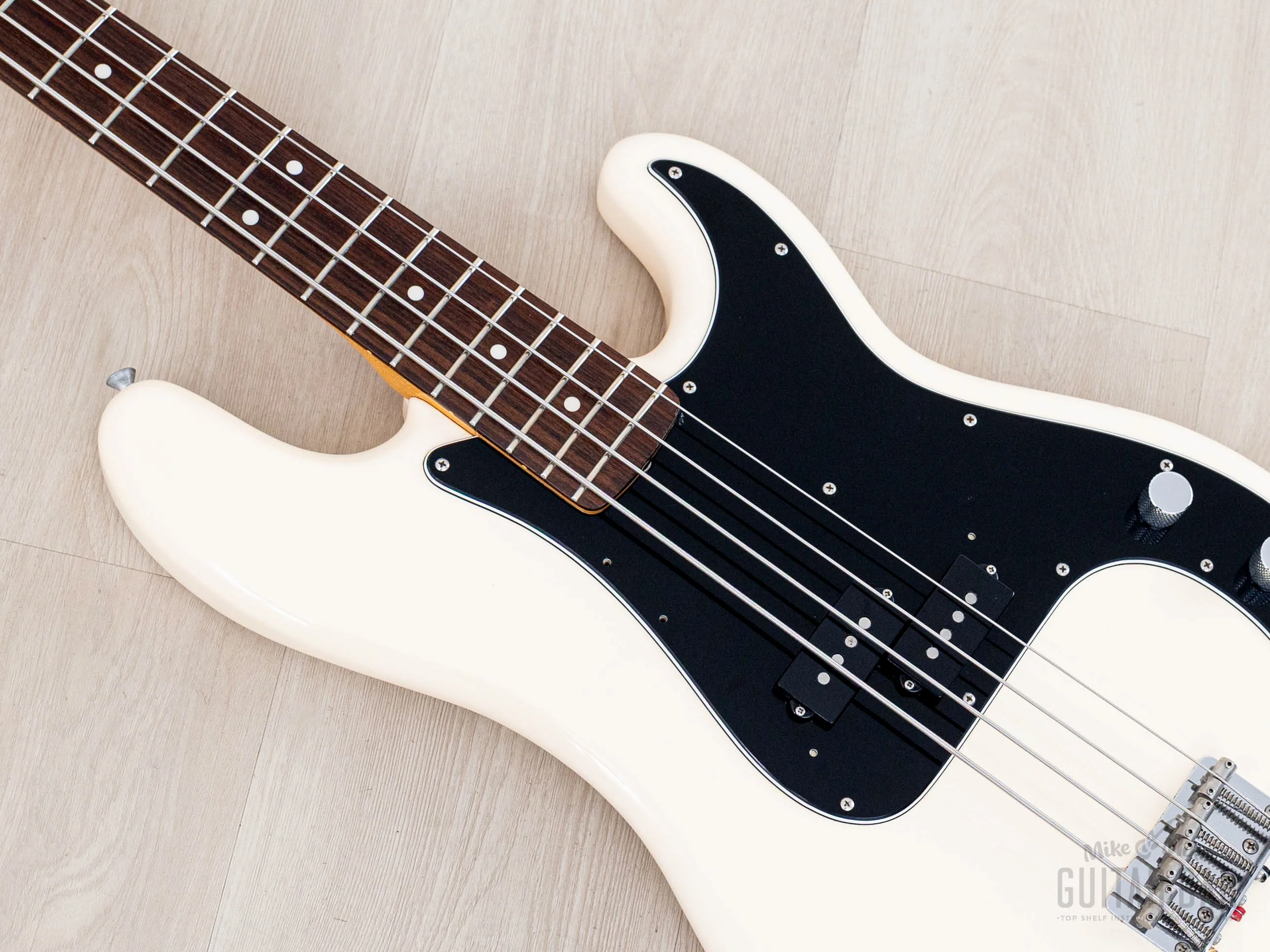 2004 Fender Precision Bass '70 Vintage Reissue PB70-70US Olympic White Near-Mint, Japan CIJ - Image 7