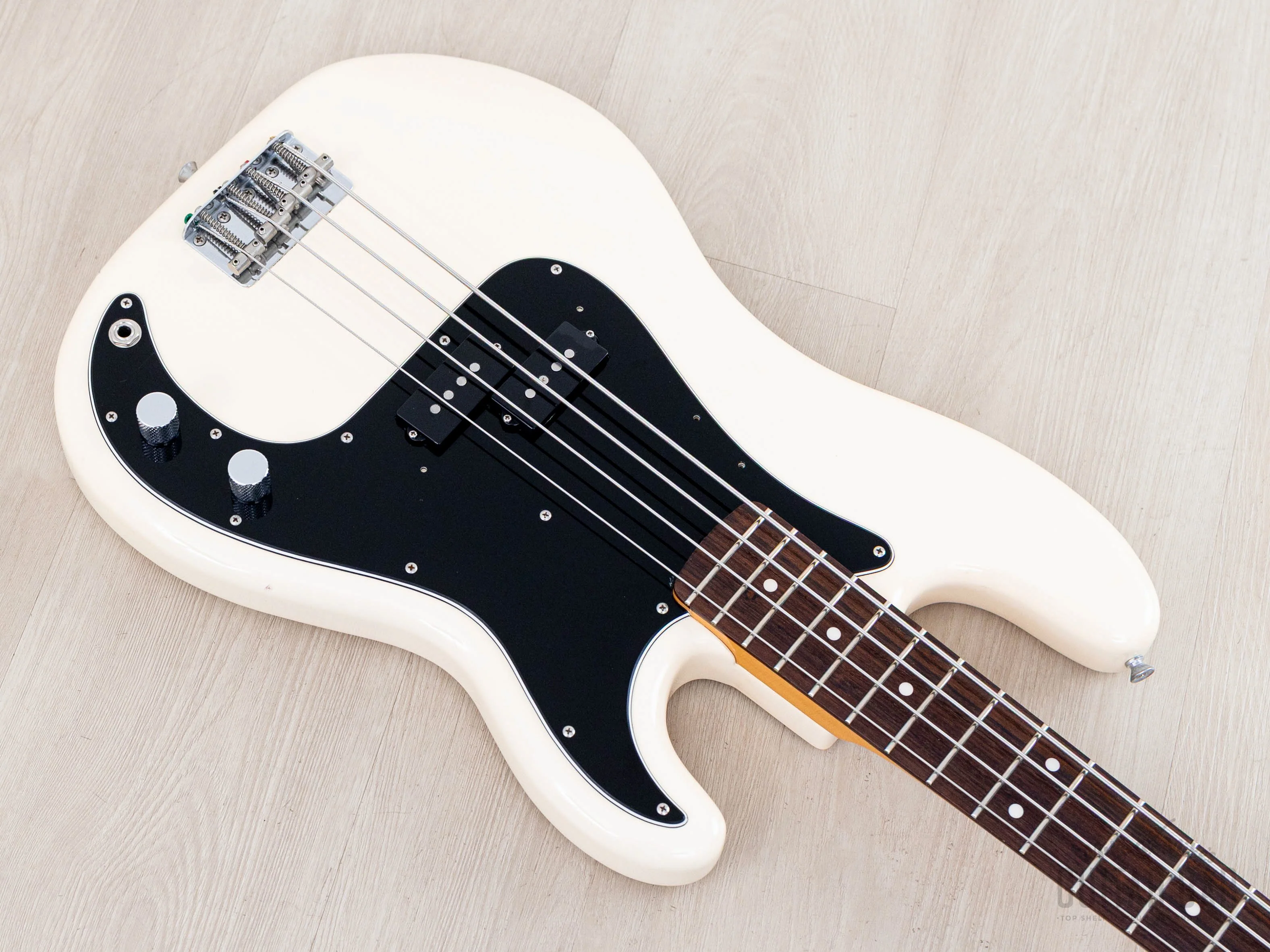2004 Fender Precision Bass '70 Vintage Reissue PB70-70US Olympic White Near-Mint, Japan CIJ - Image 8