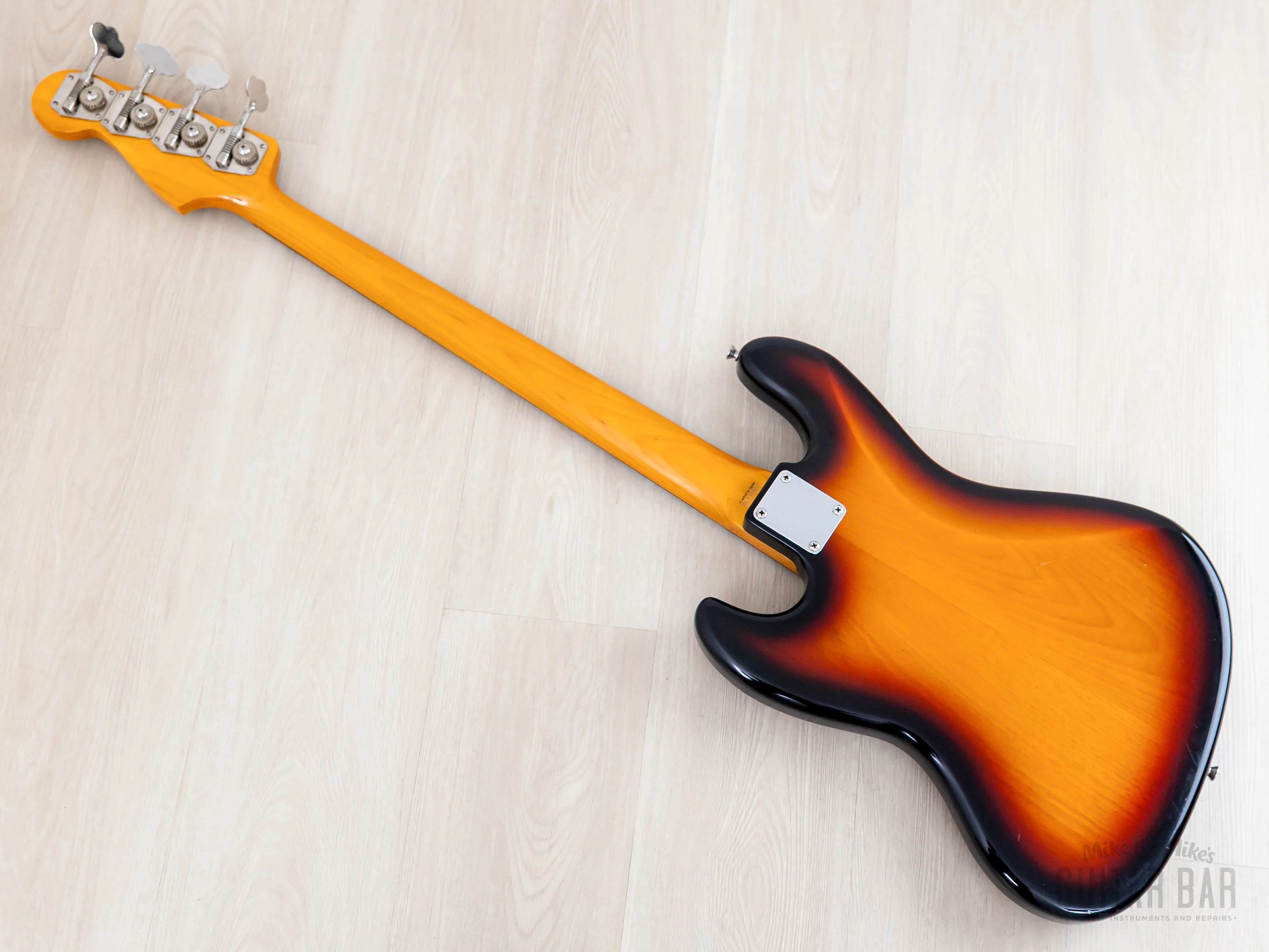 2005 Fender ‘62 Jazz Bass DiMarzio Collection JB62-110DMC Sunburst Lacquer, Japan CIJ - Image 13