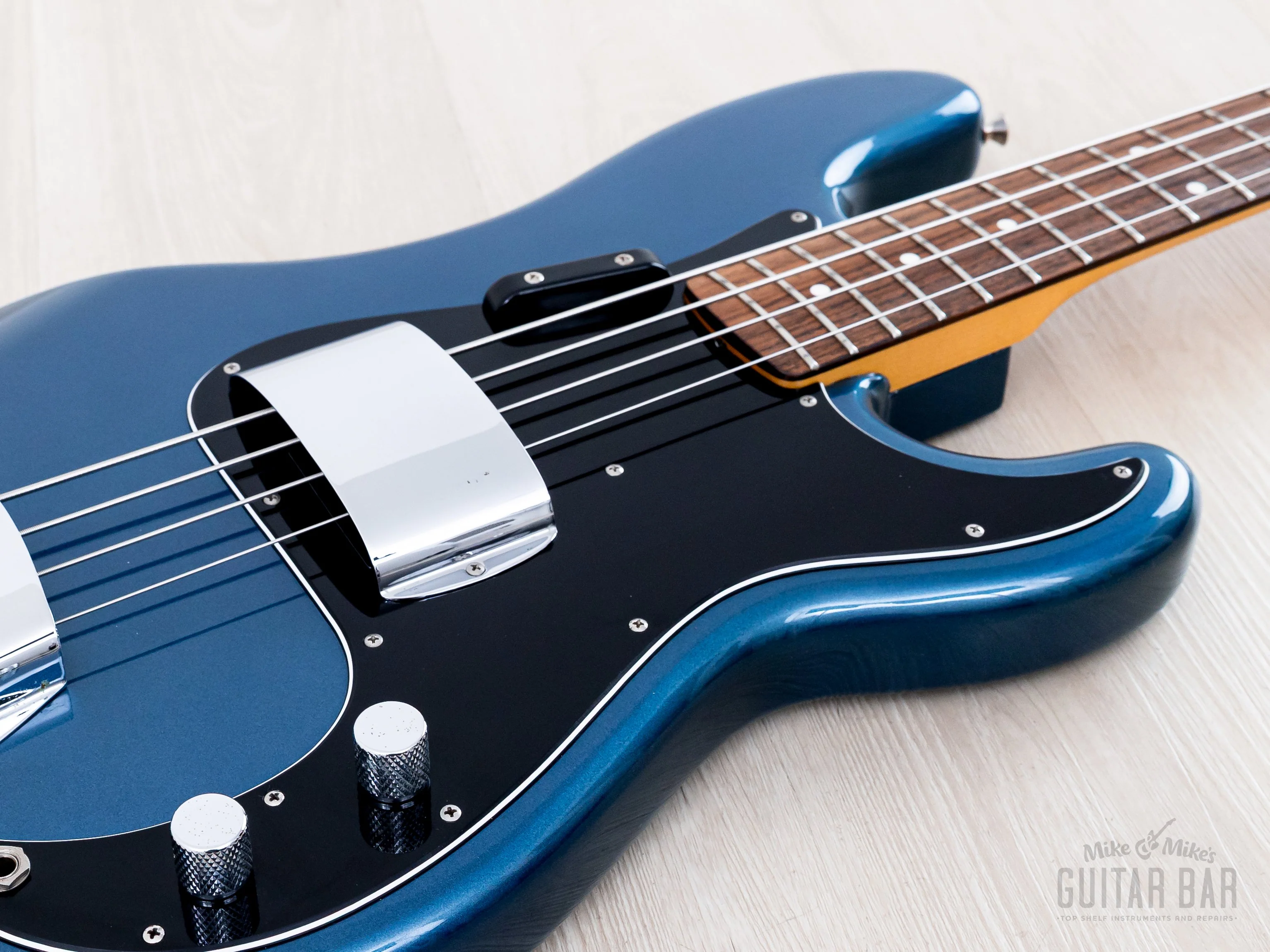 2005 Fender Precision Bass '70 Vintage Reissue PB70-70US Lake Placid Blue Near-Mint w/ Hangtags, Japan CIJ - Image 6