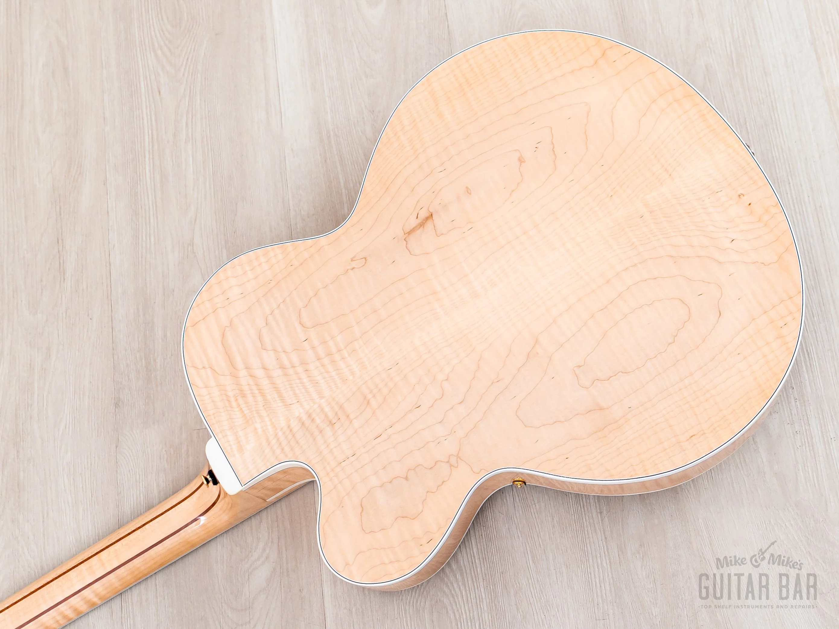 2006 Heritage Golden Eagle Carved Top Archtop Natural, Near-Mint w/ Case & Hangtags - Image 19