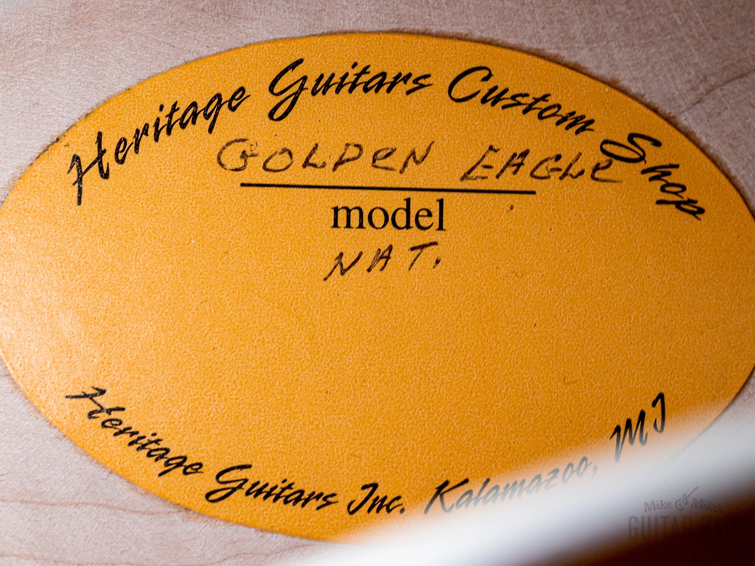 2006 Heritage Golden Eagle Carved Top Archtop Natural, Near-Mint w/ Case & Hangtags - Image 6