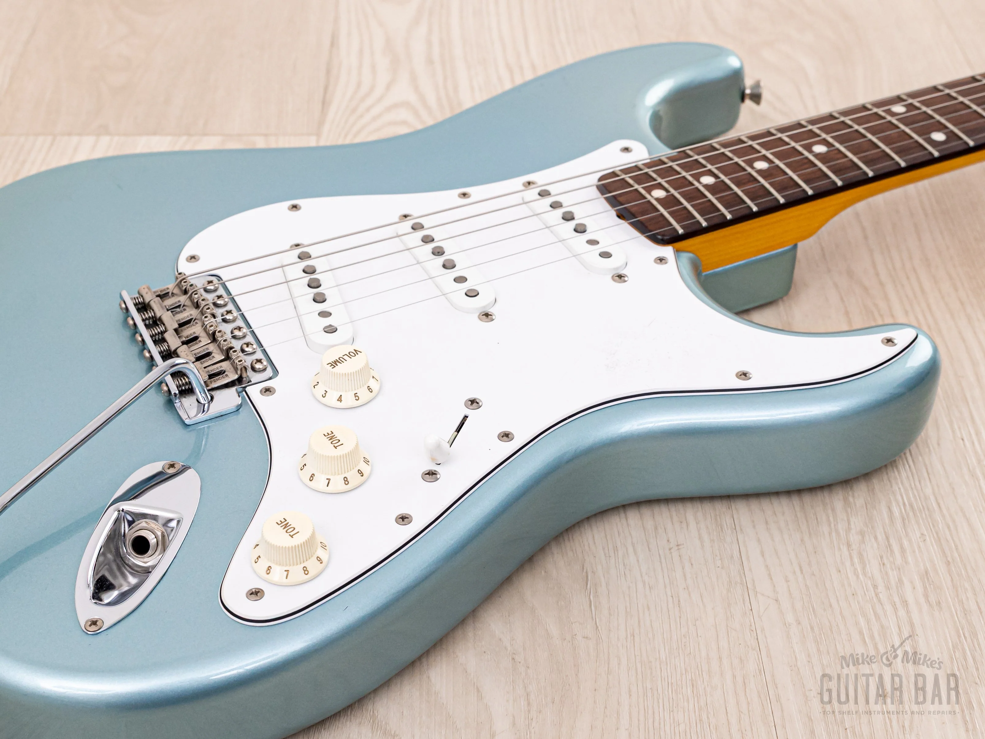 2007 Fender Stratocaster ‘62 Vintage Reissue ST62-US Ice Blue Metallic, Near-Mint w/ American Vintage 57/62, Japan MIJ - Image 6
