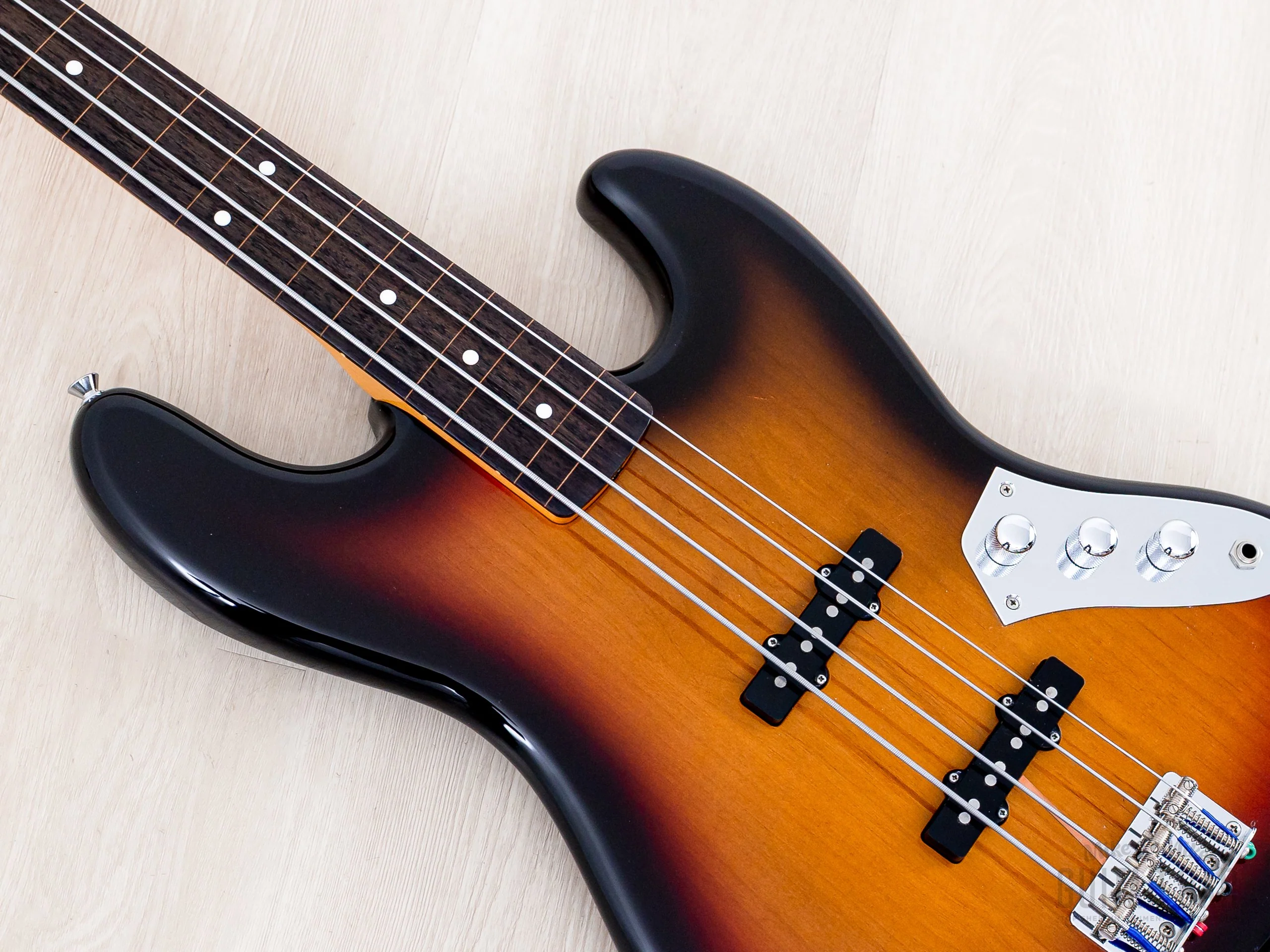 2008 Fender Jazz Bass Fretless '62 Vintage Reissue JB62-FL, Near-Mint w/ USA Pickups, Japan CIJ, Jaco - Image 7