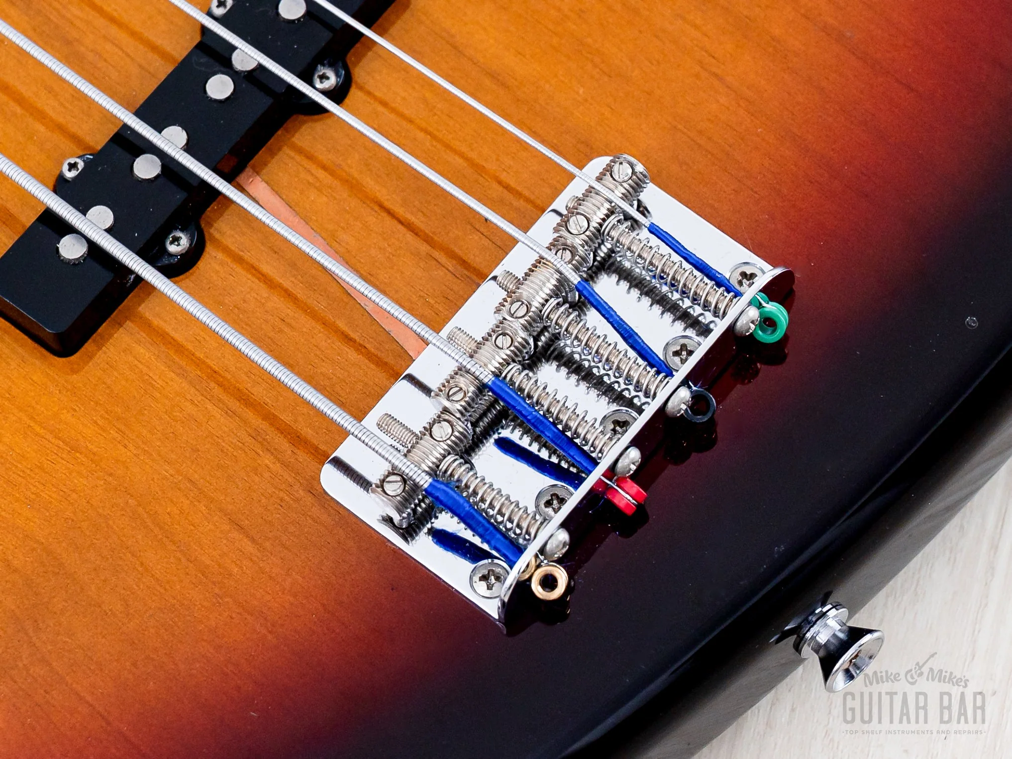 2008 Fender Jazz Bass Fretless '62 Vintage Reissue JB62-FL, Near-Mint w/ USA Pickups, Japan CIJ, Jaco - Image 8