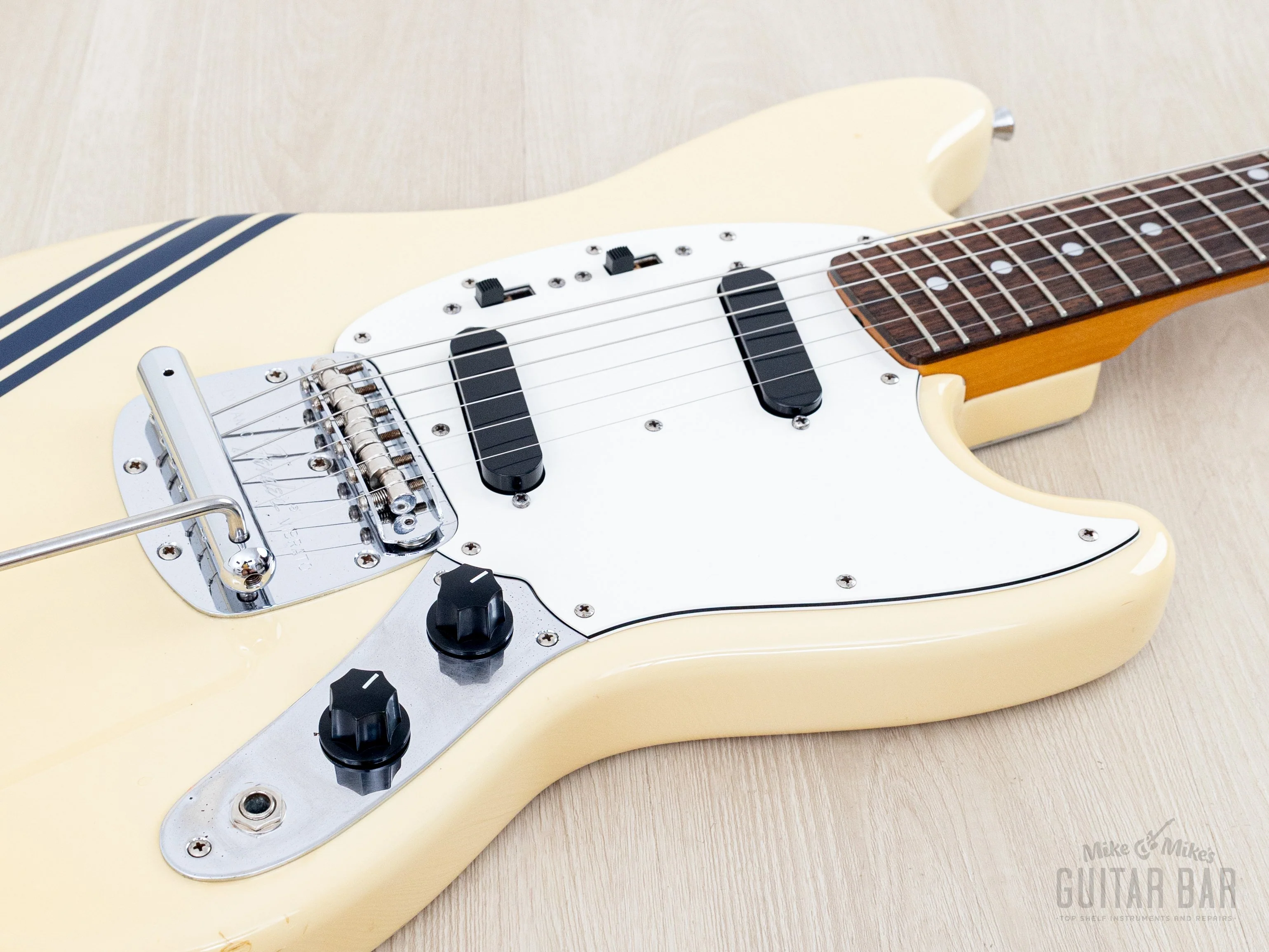 2011 Fender Competition Mustang '73 Vintage Reissue MG73-CO Olympic White, Japan MIJ - Image 6