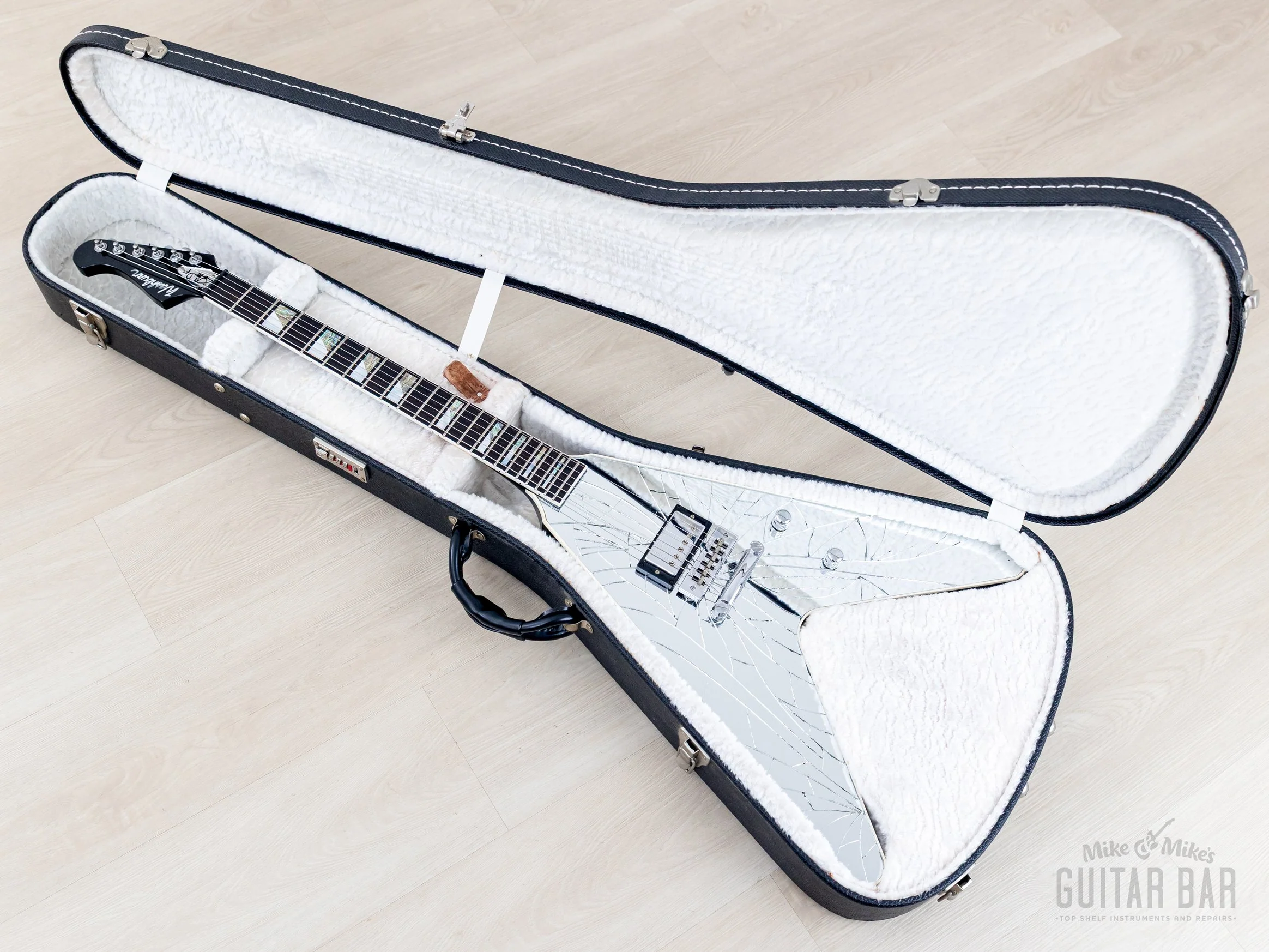 2011 Washburn Custom Shop Limited Edition Paul Stanley PSV 2200 Cracked Mirror Flying V, Near-Mint w/ Case - Image 16