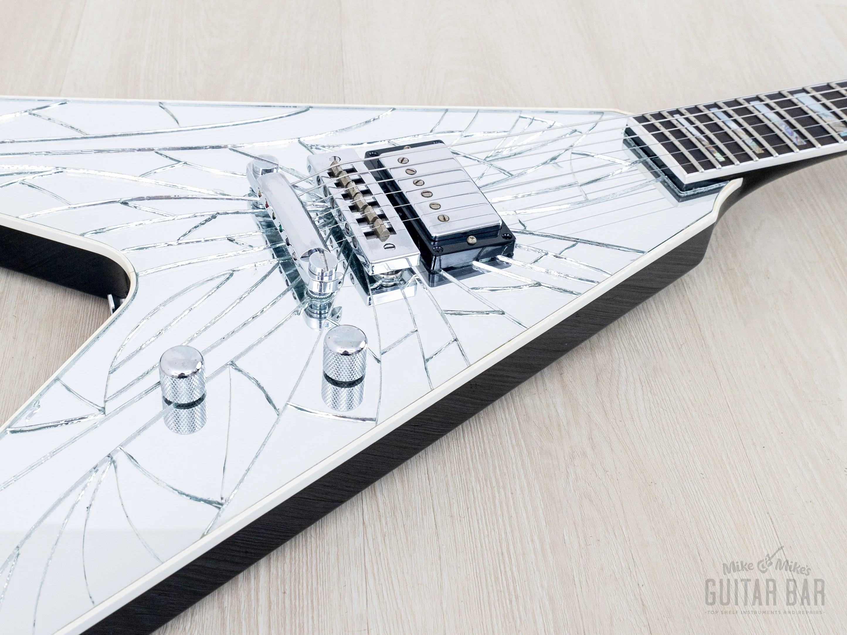 2011 Washburn Custom Shop Limited Edition Paul Stanley PSV 2200 Cracked Mirror Flying V, Near-Mint w/ Case - Image 6