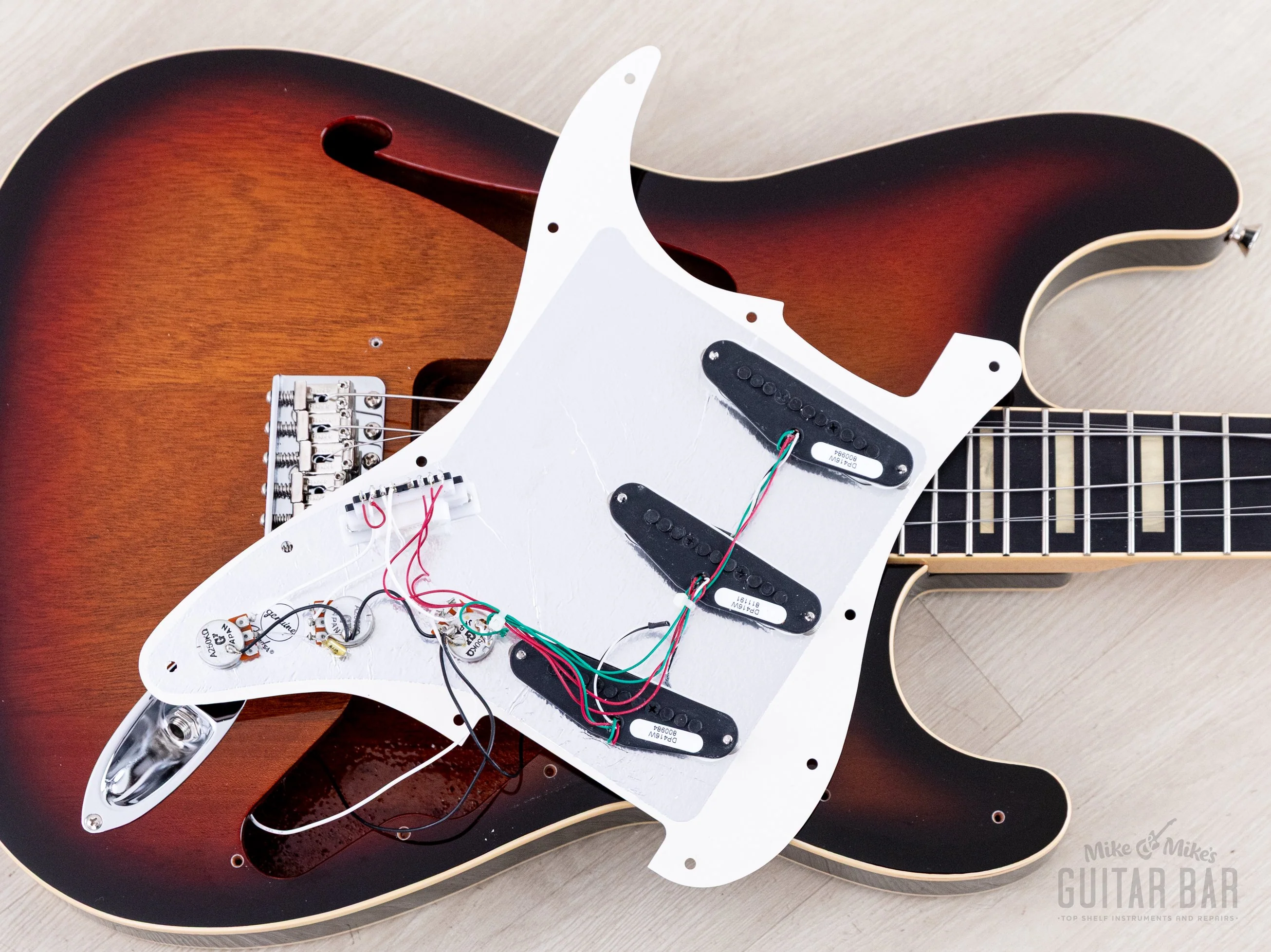 2014 Fender Stratocaster ST/HO/3S Mahogany Semi-Hollow Sunburst w/ DiMarzio Area 61, Japan MIJ - Image 15