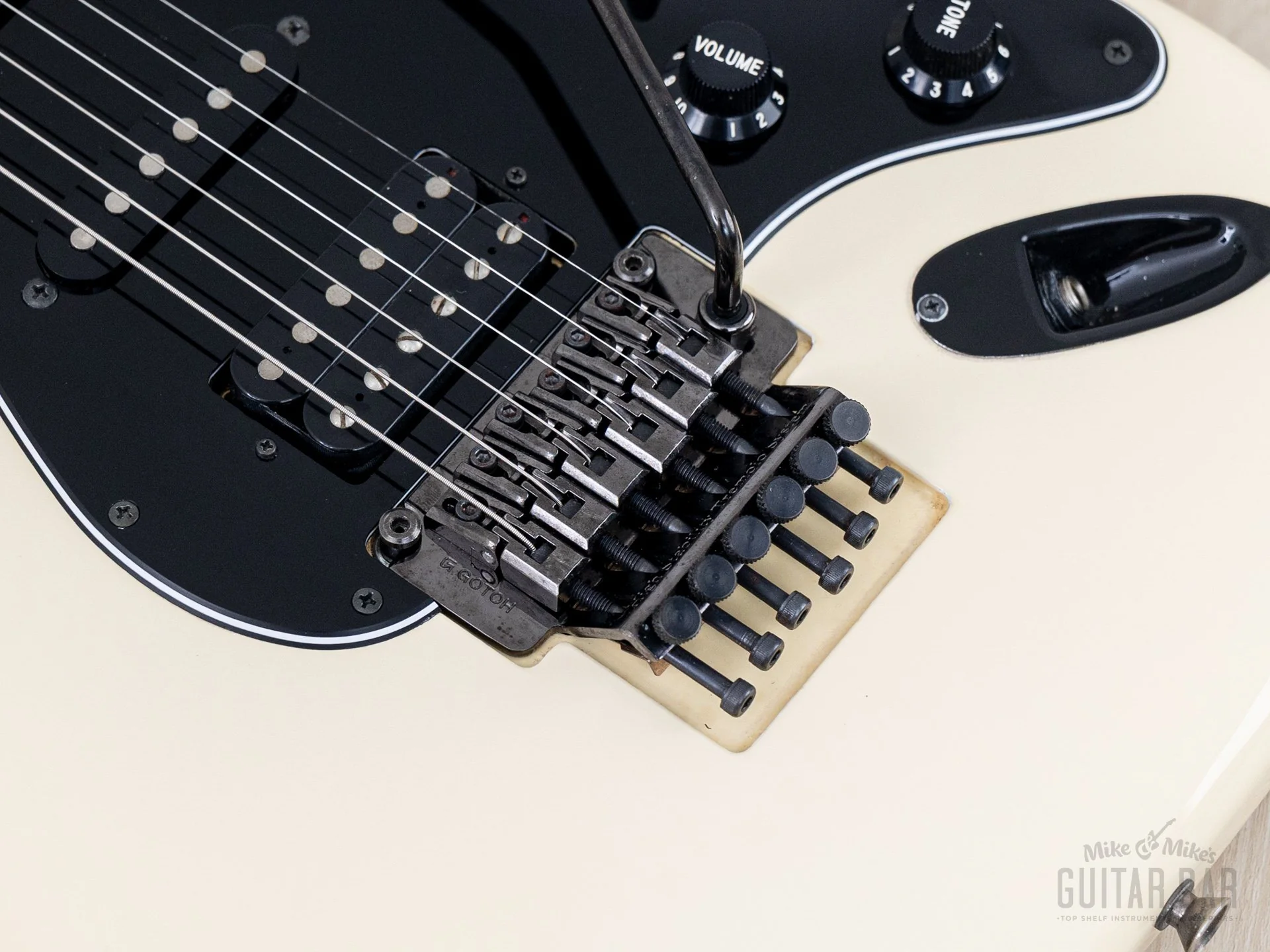 2014 Fender Stratocaster ST62-FR SSH Superstrat Vintage White w/ Floyd Rose, Japan MIJ - Image 8