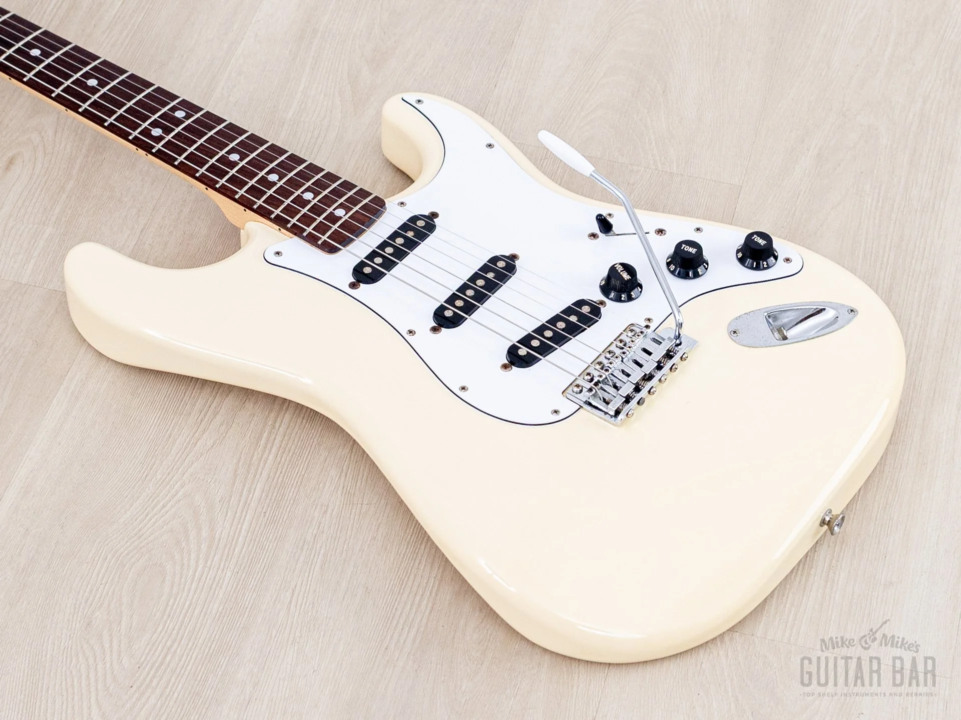 2016 Fender Classic ‘70s Stratocaster Olympic White Blackmore-Style, Japan MIJ - Image 10