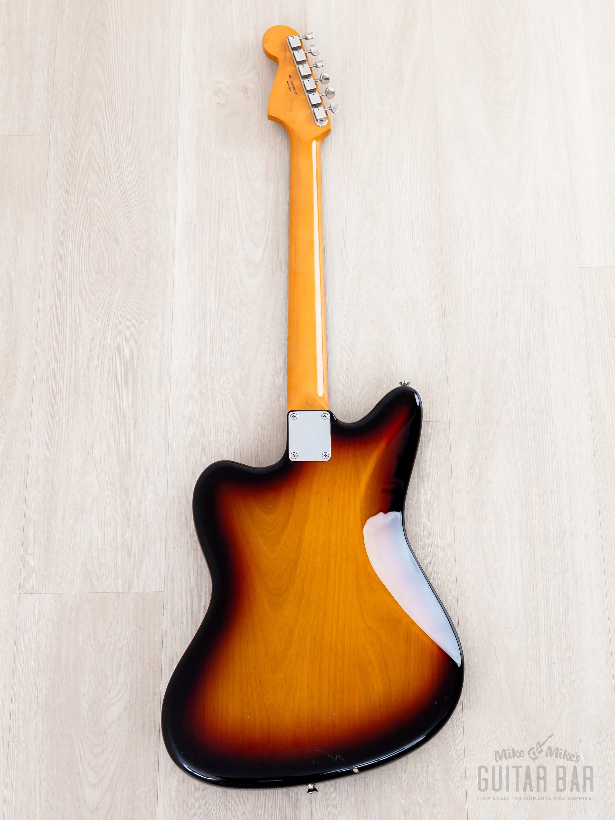 2017 Fender Traditional ‘60s Jazzmaster Sunburst w/ USA Pure Vintage '65 Pickups, Japan MIJ - Image 3