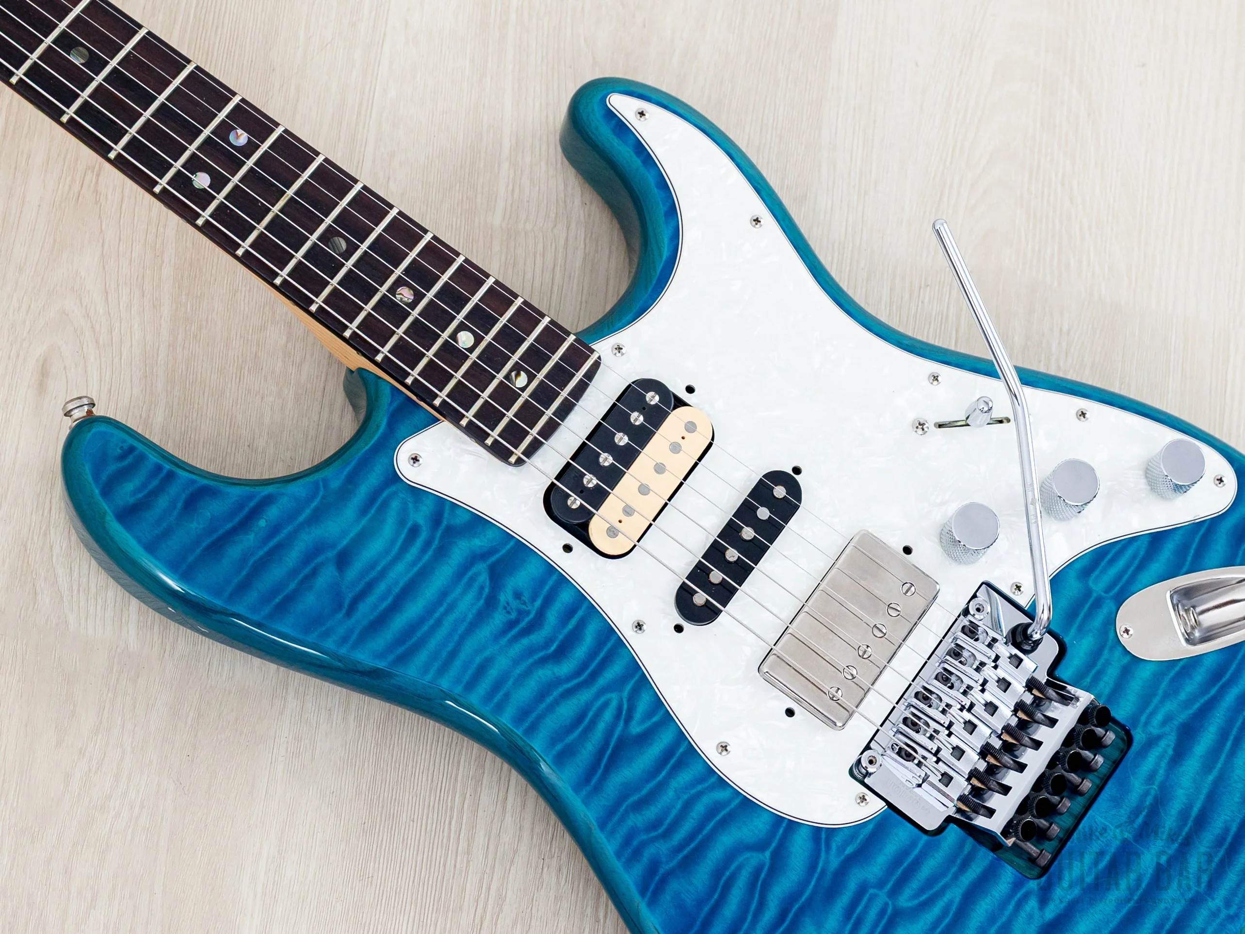 2019 Fender Michiya Haruhata Stratocaster HSH Quilt Top Caribbean Blue w/ Floyd Rose & Suhr Thornbucker, Japan MIJ - Image 7