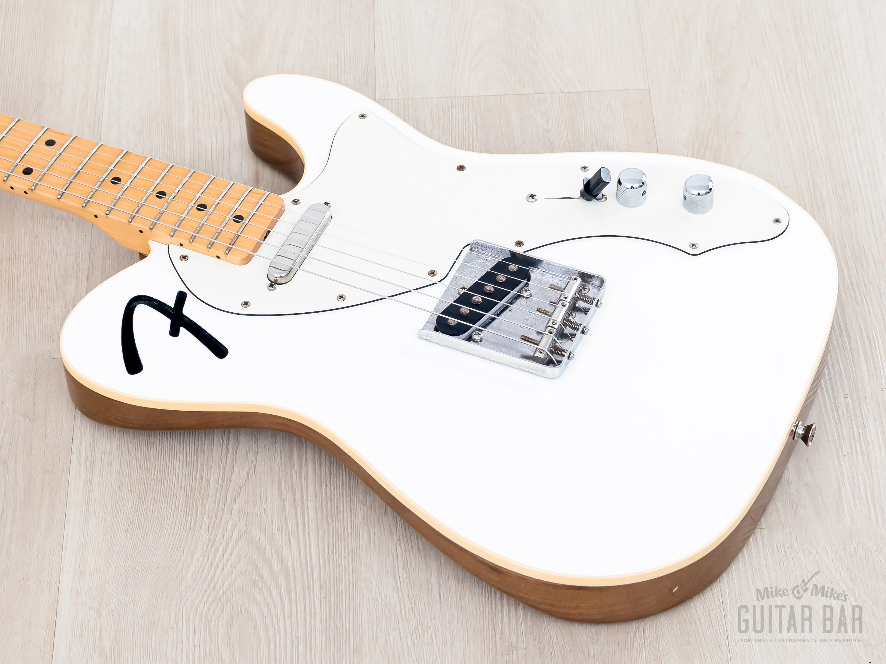 2021 Fender Limited F-Hole Telecaster Thinline Arctic Pearl, Japan MIJ - Image 10