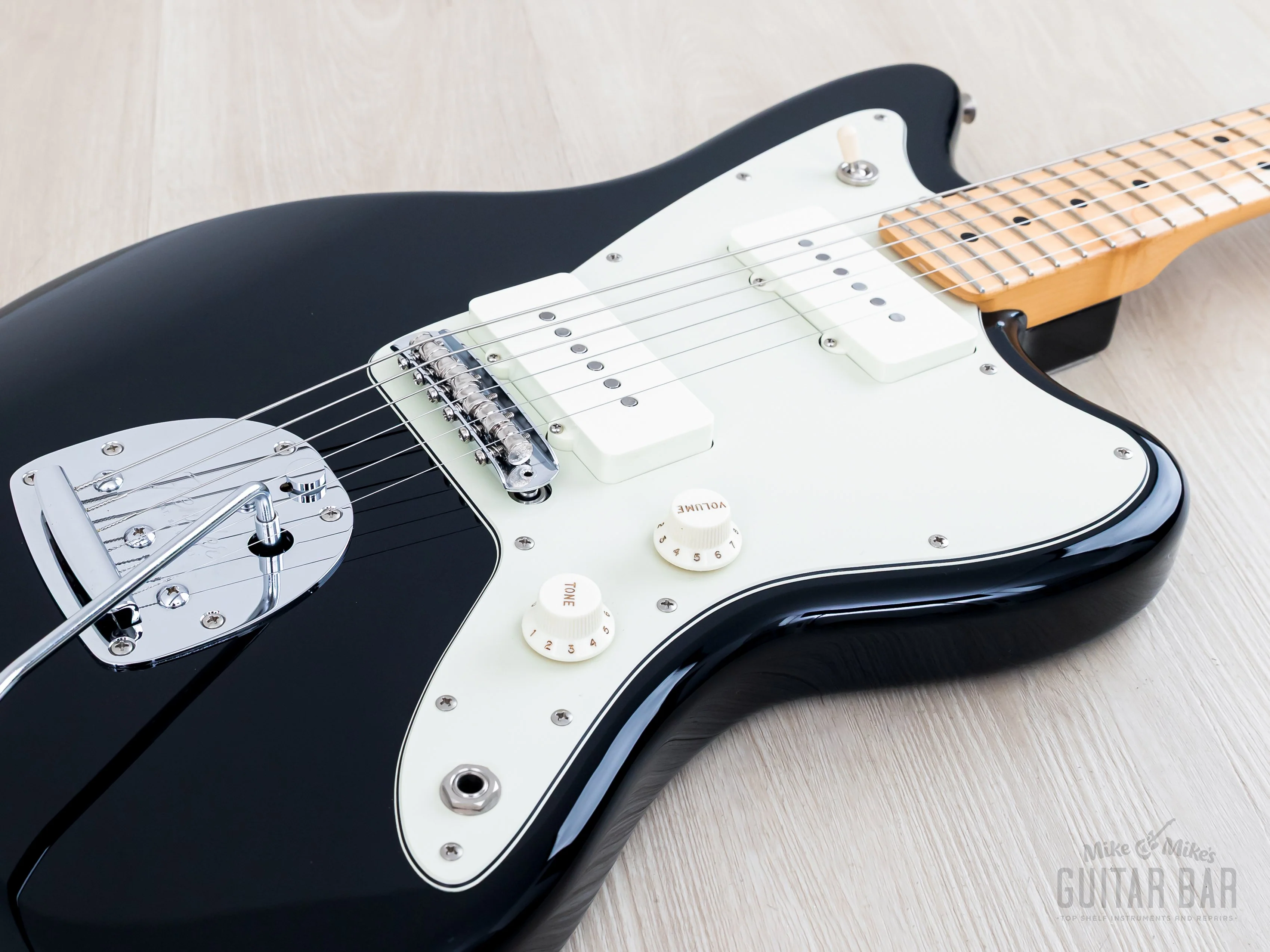 2022 Fender Hybrid II Jazzmaster Black w/ Maple Fretboard, Japan MIJ - Image 6