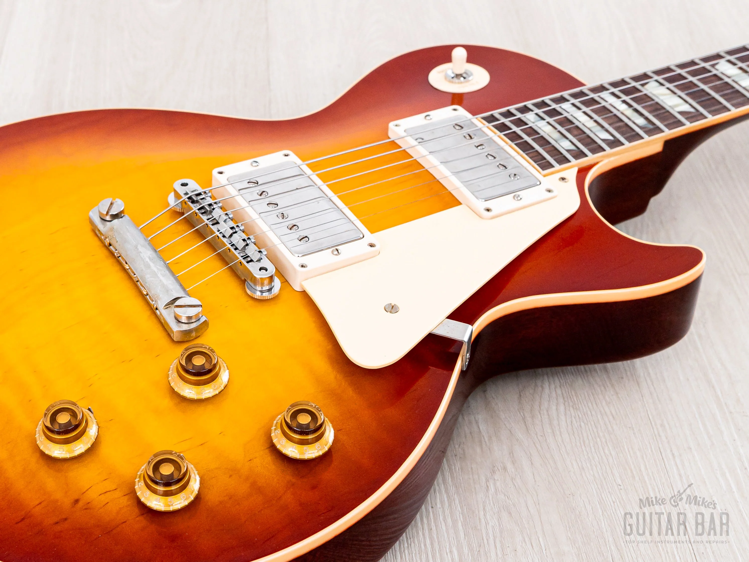 2022 Gibson Custom Shop Historic 1959 Les Paul Standard R9 70th Anniversary Washed Cherry Sunburst Gloss - Image 6